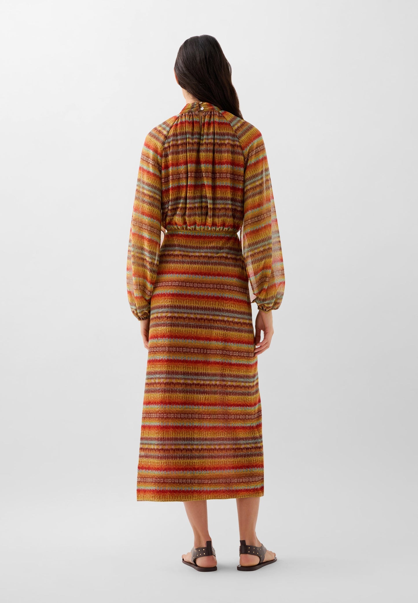 VESTIDO ÉTNICO EM FIO METALIZADO