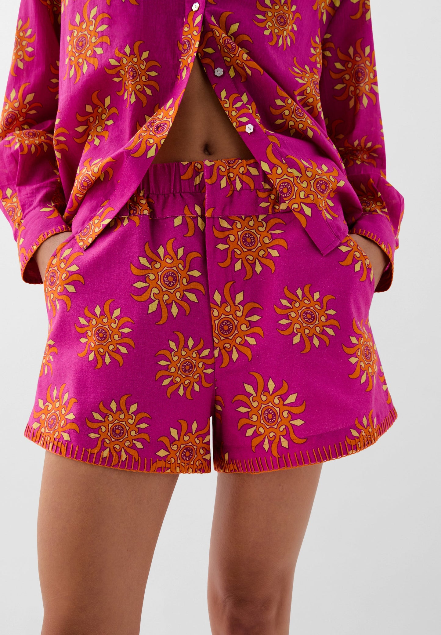 SCSUNCOLOR PRINT SHORT