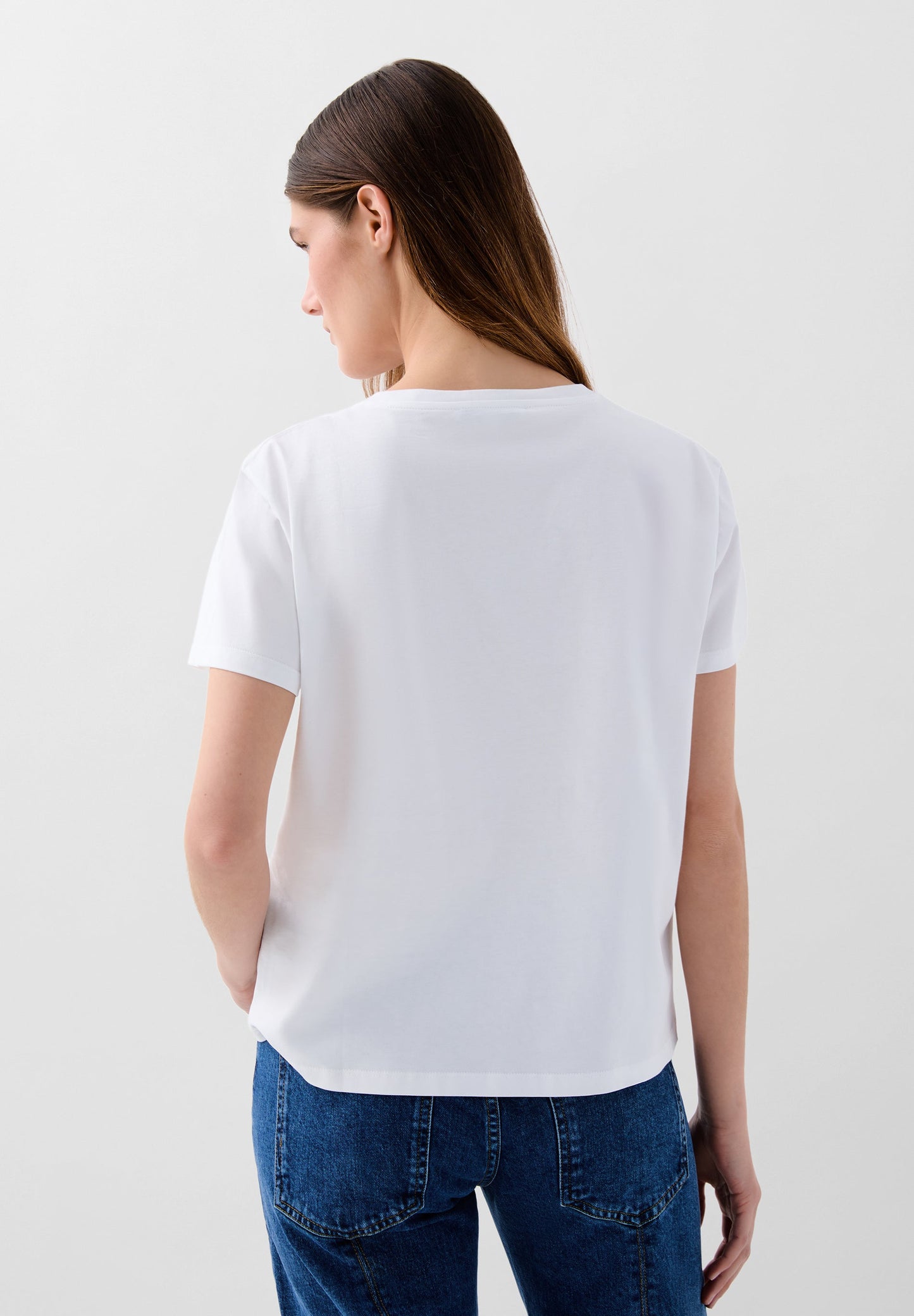 T-SHIRT COM LOGÓTIPO E ESTAMPADO ANIMAL
