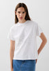 T-SHIRT COM LETRAS E SKULL