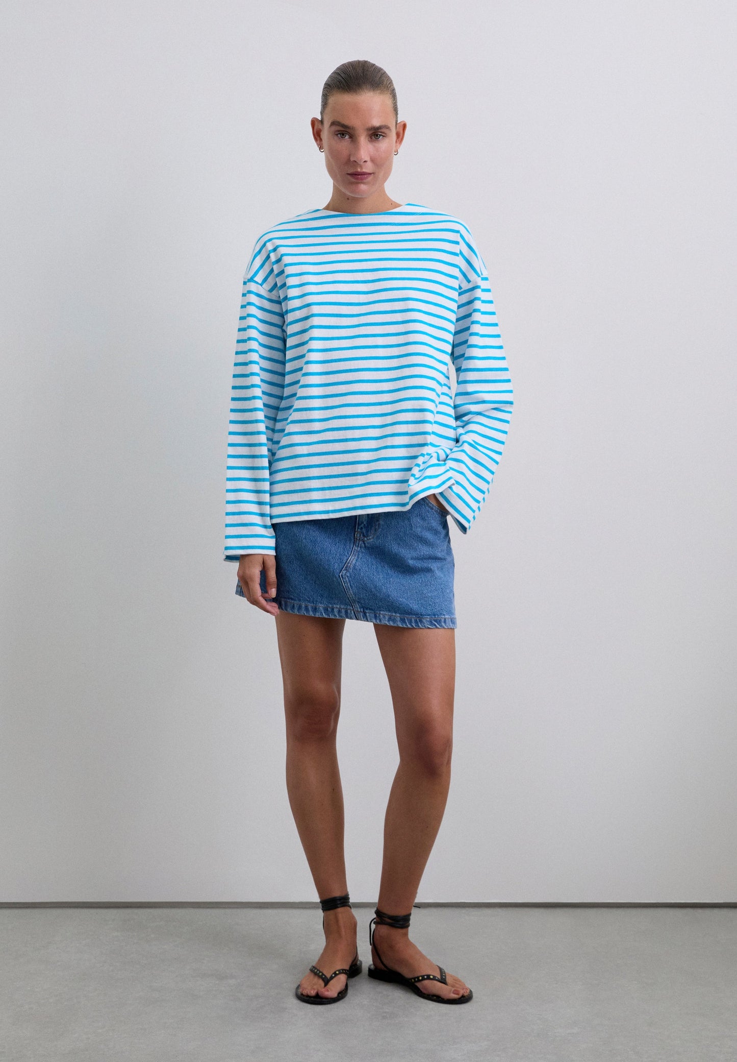 T-SHIRT ÀS RISCAS RELAXED
