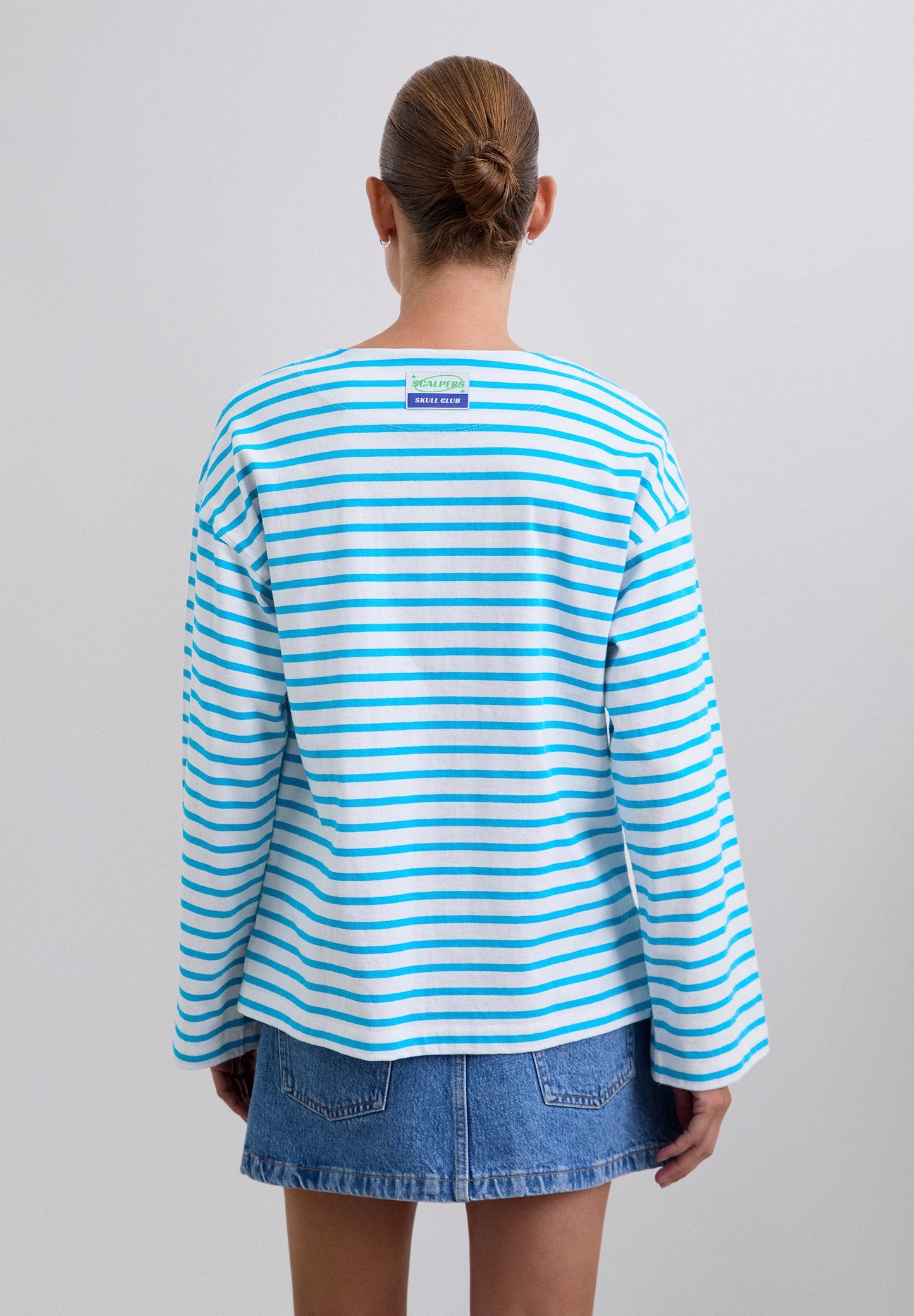 T-SHIRT ÀS RISCAS RELAXED