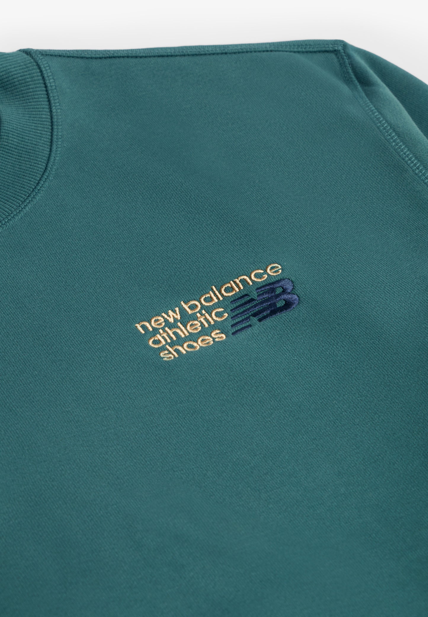 NEW BALANCE | ATHLETICS PREMIUM LOGO CREW