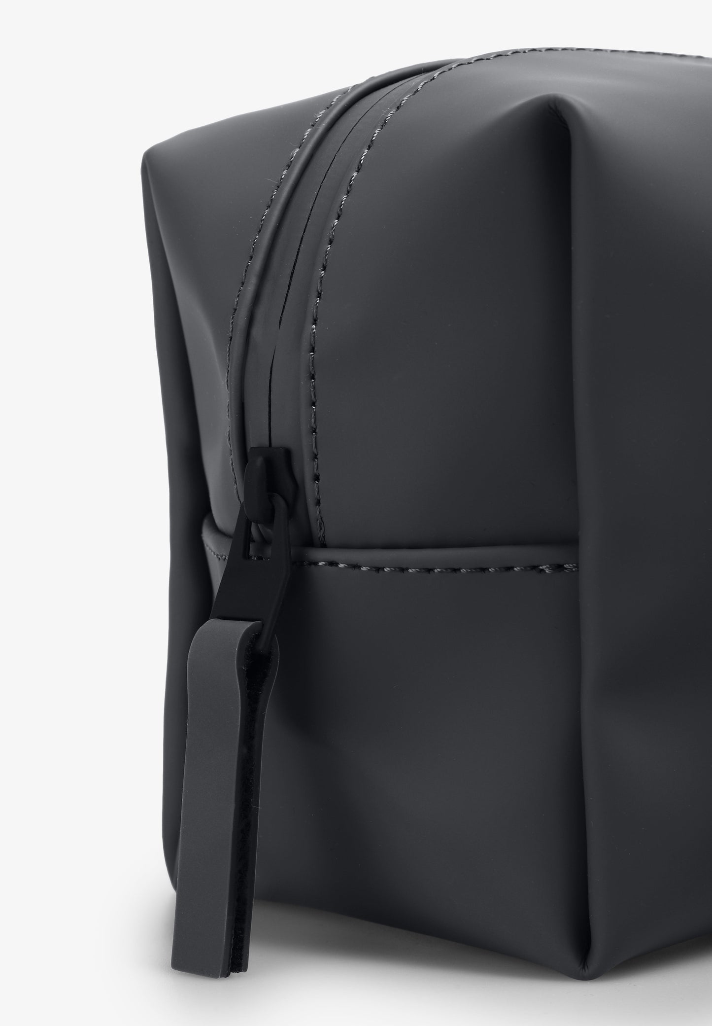 RAINS | NÉCESSAIRE SMALL W3