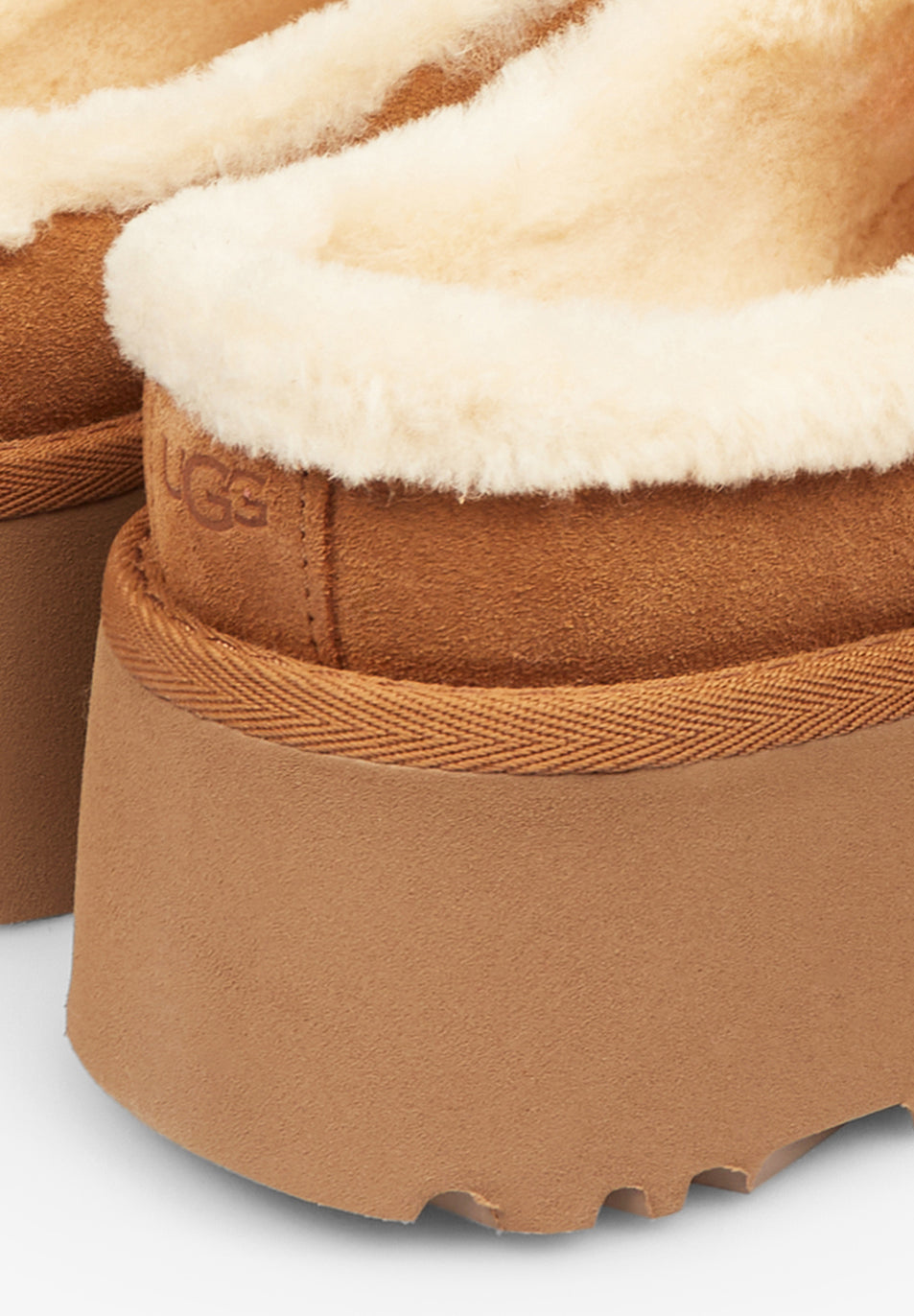 UGG | W NEW HEIGHTS COZY CLOG