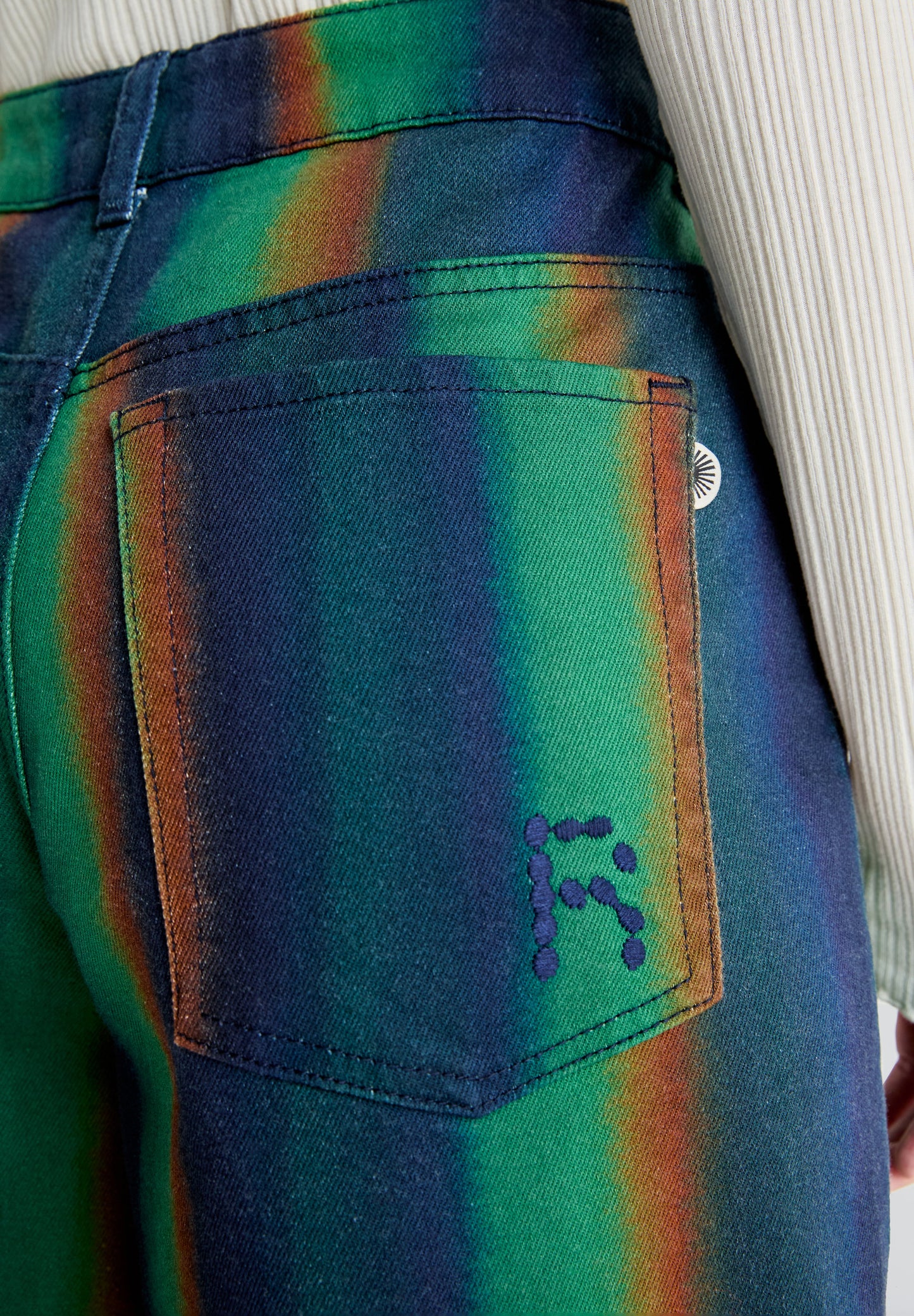 THINKING MU | CALÇAS SWAMP HEDDA