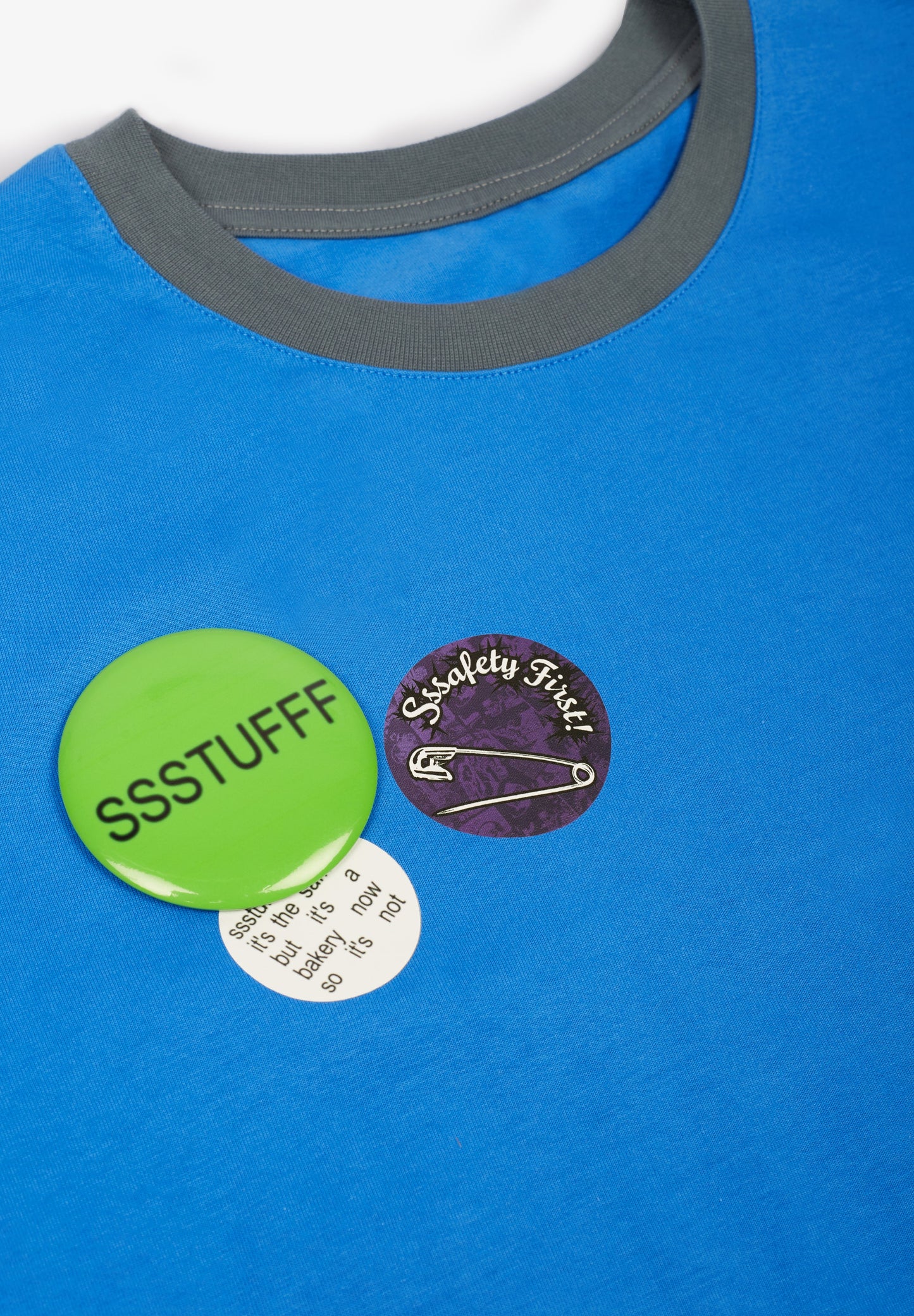 SSSTUFFF | PINS TEE