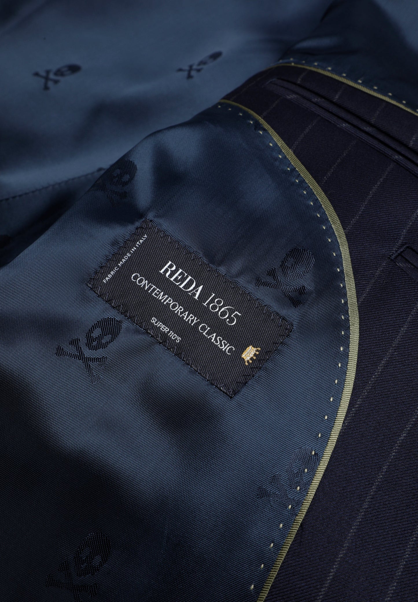 BLAZER DE LÃ COM RISCA DIPLOMÁTICA