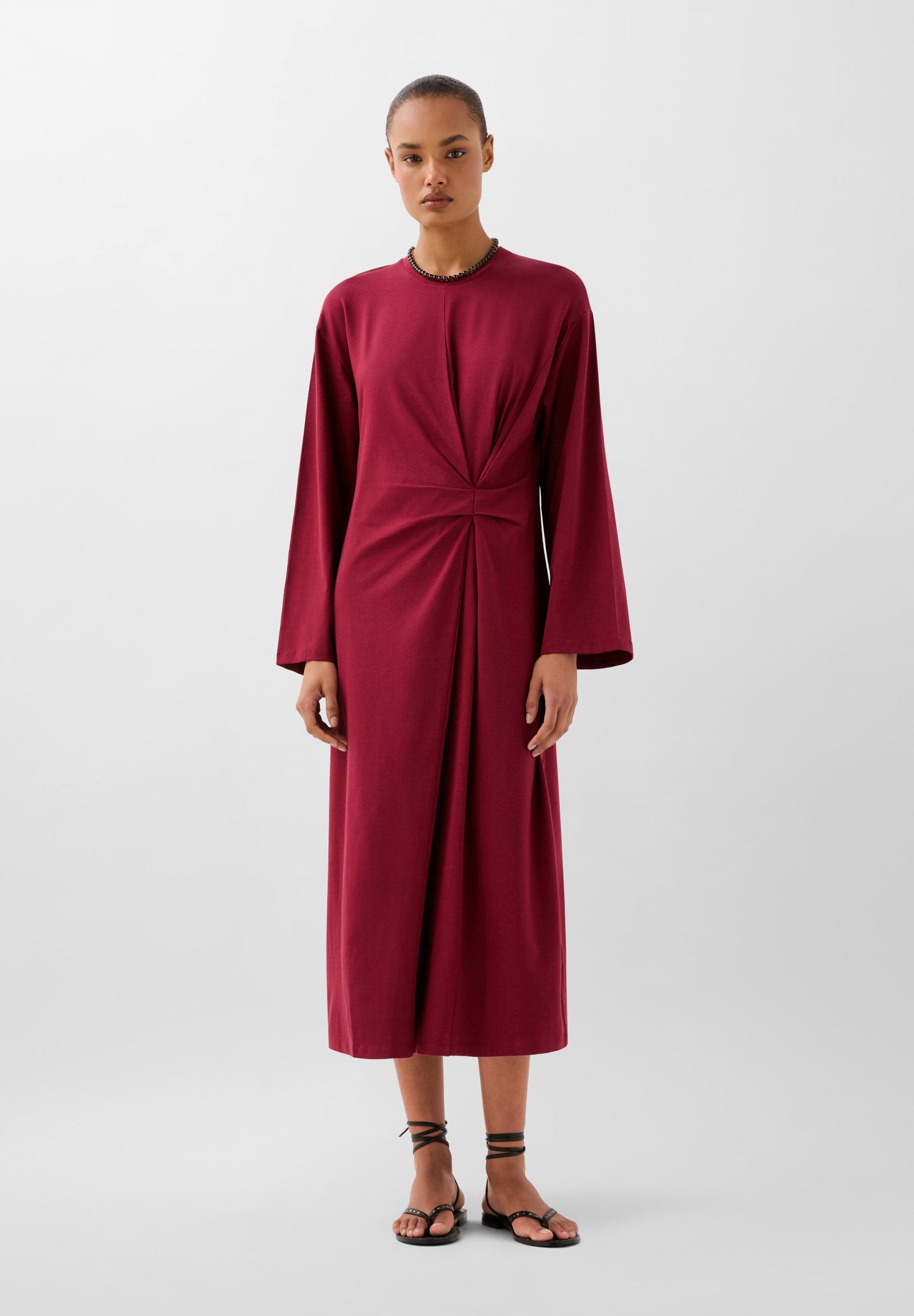 VESTIDO FLUIDO COM PORMENOR DE NÓ