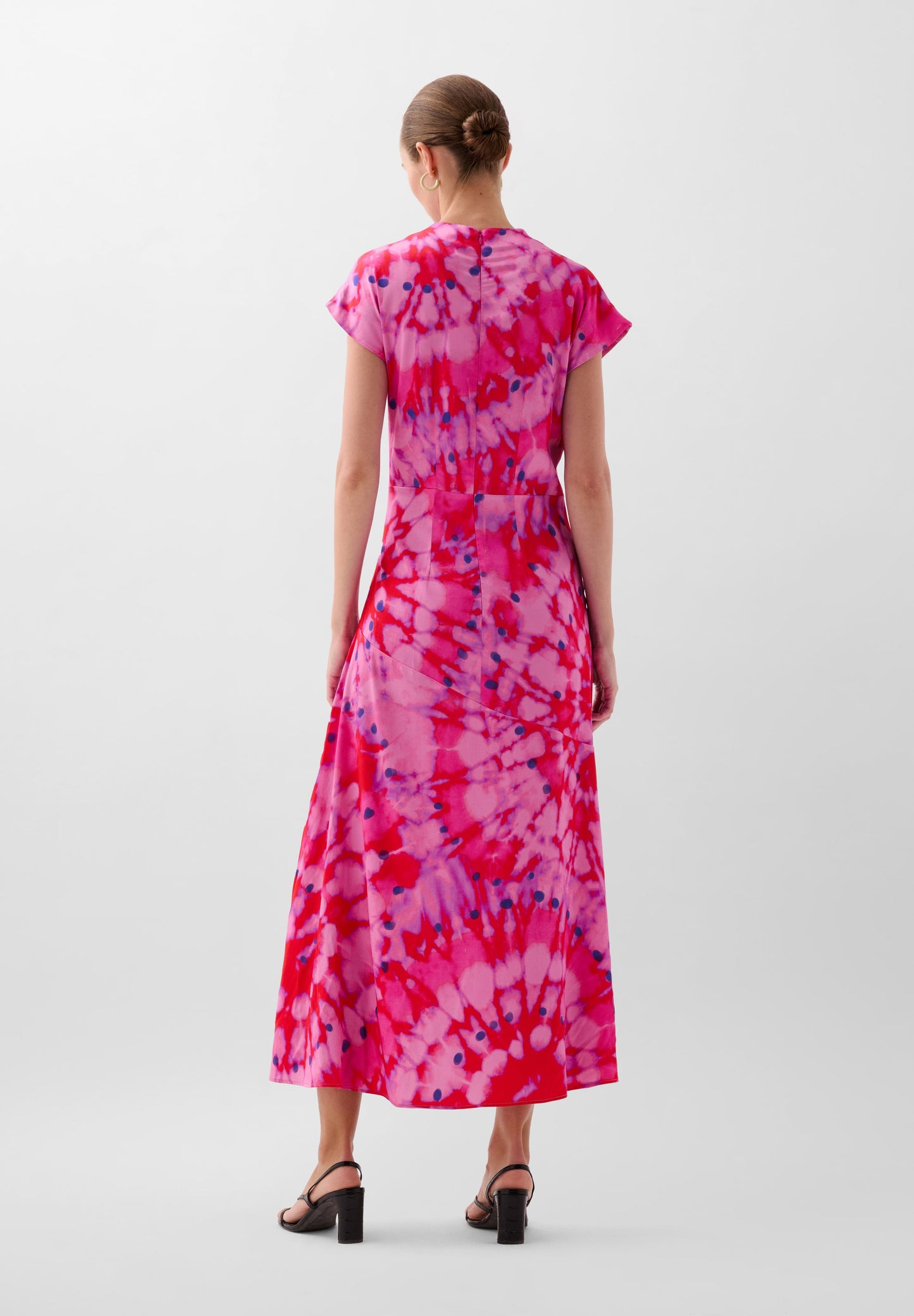 VESTIDO TIE-DYE COM ABERTURAS