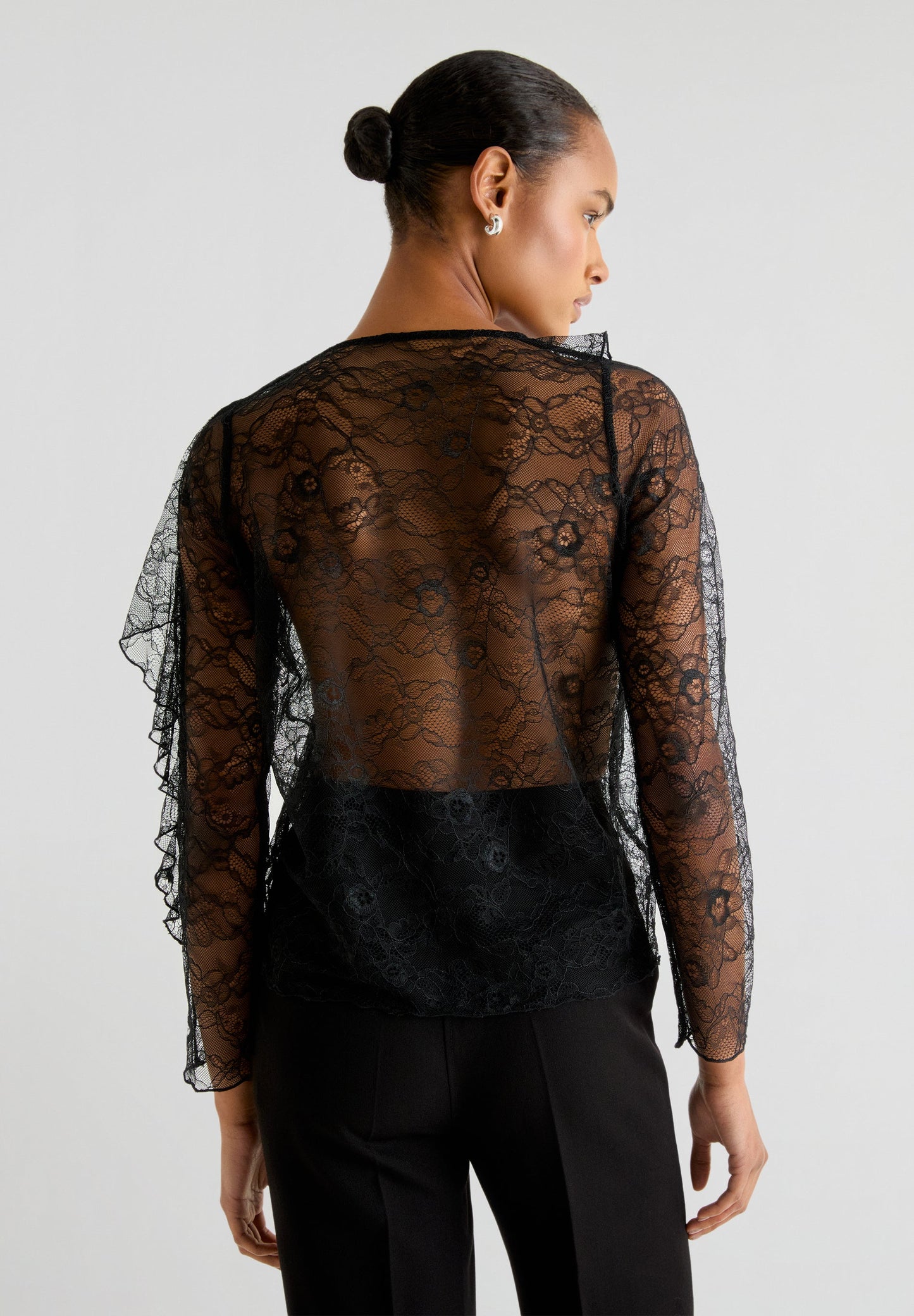 BLUSA ENCAJE VOLANTES - Scalpers