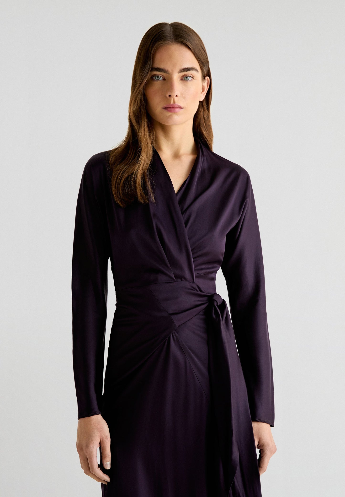 VESTIDO SATINADO CRUZADO - Scalpers