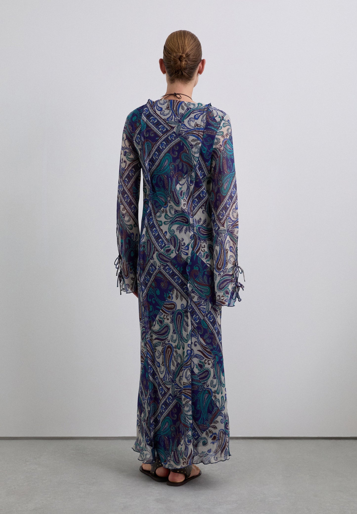 VESTIDO COMPRIDO FLUIDO PAISLEY
