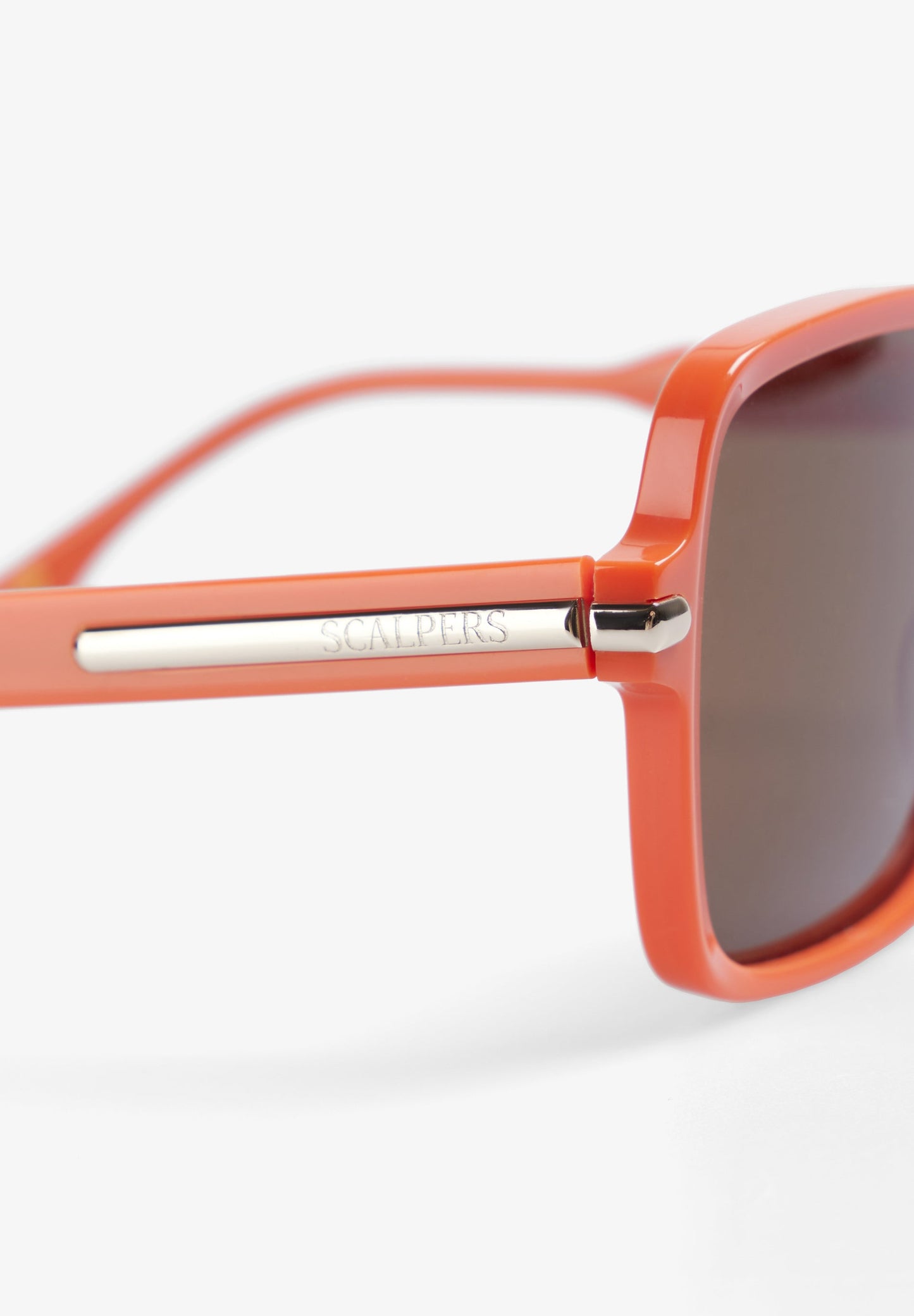 ÓCULOS DE SOL COM LOGÓTIPO