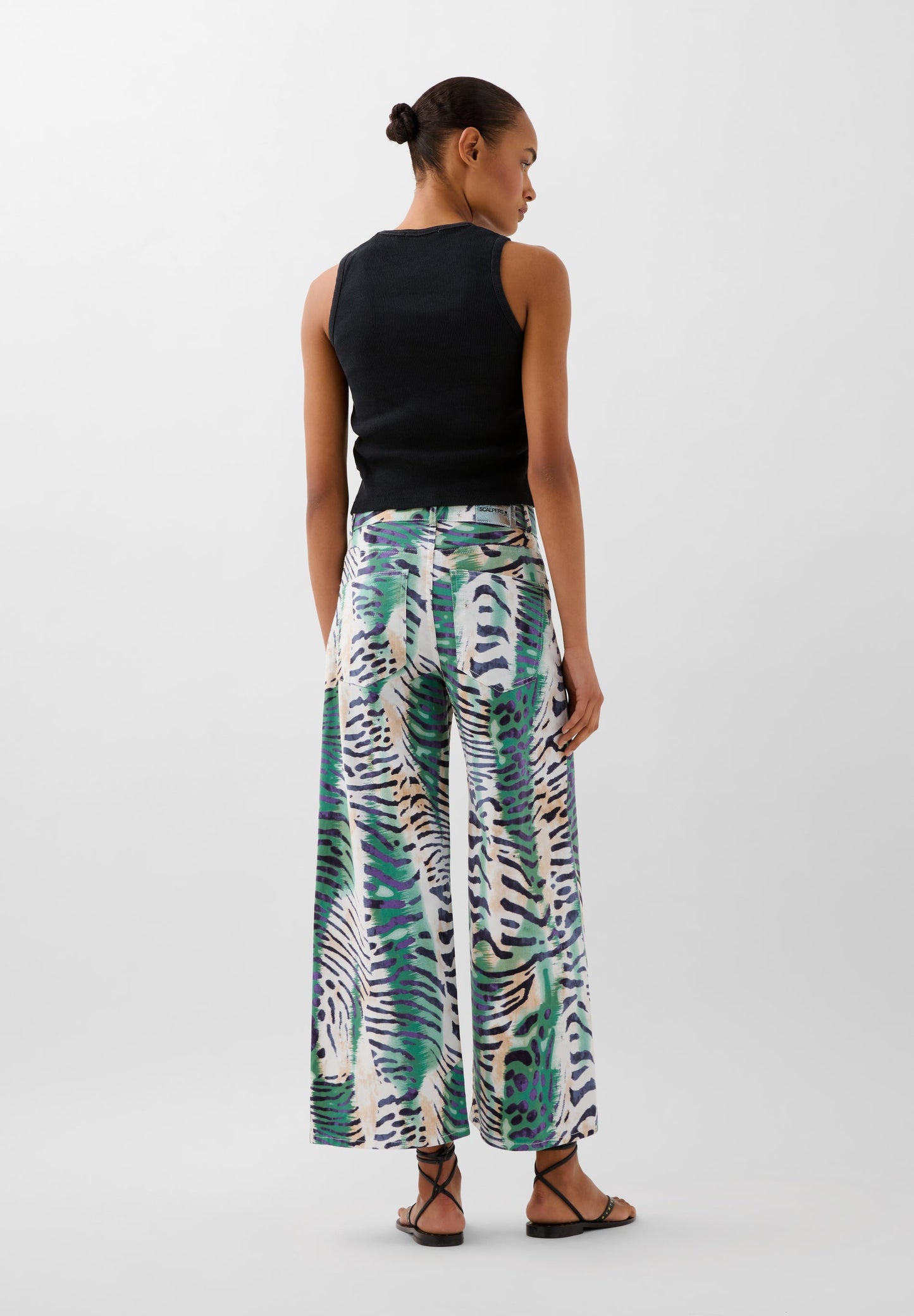 CALÇAS JEANS PADRÃO CULOTTE
