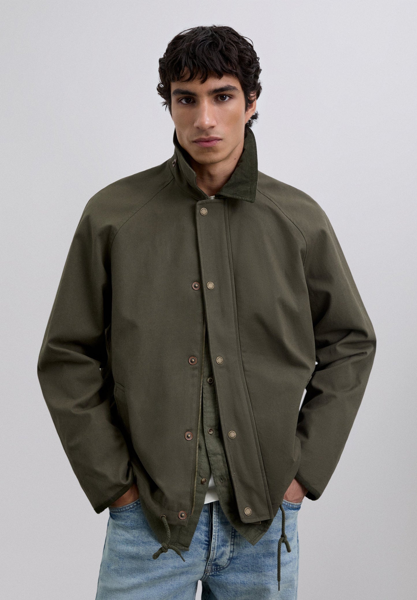 CARDIGAN COM CAPUZ EM ALGODÃO
