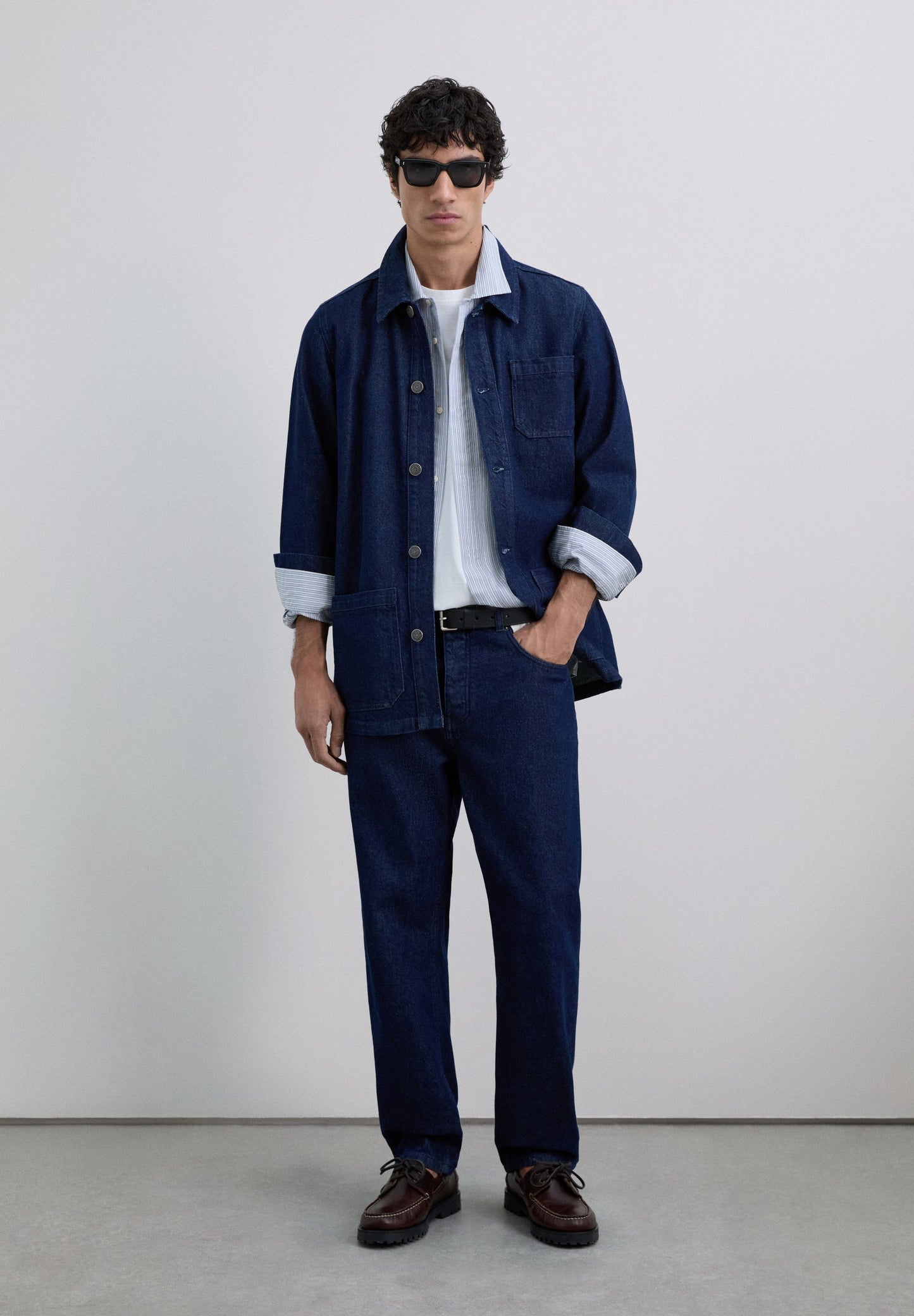 CASACO JEANS EFEITO DESBOTADO