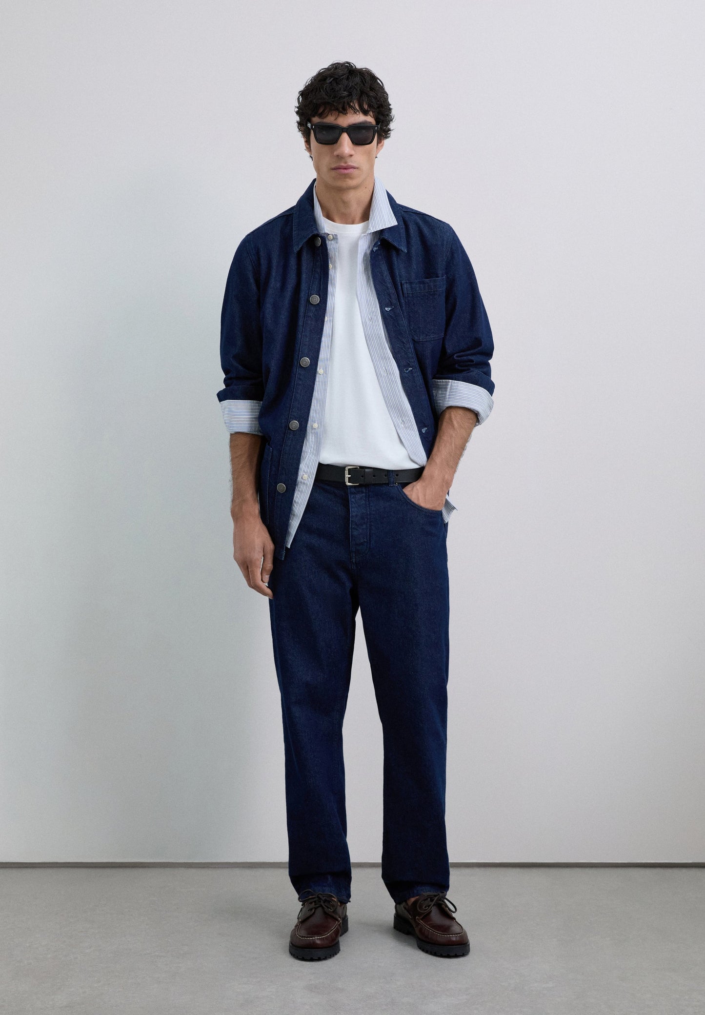 CASACO JEANS EFEITO DESBOTADO