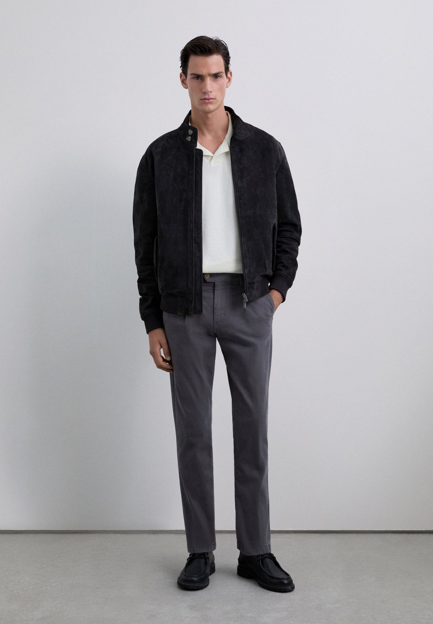 CALÇAS CHINOS PINÇAS