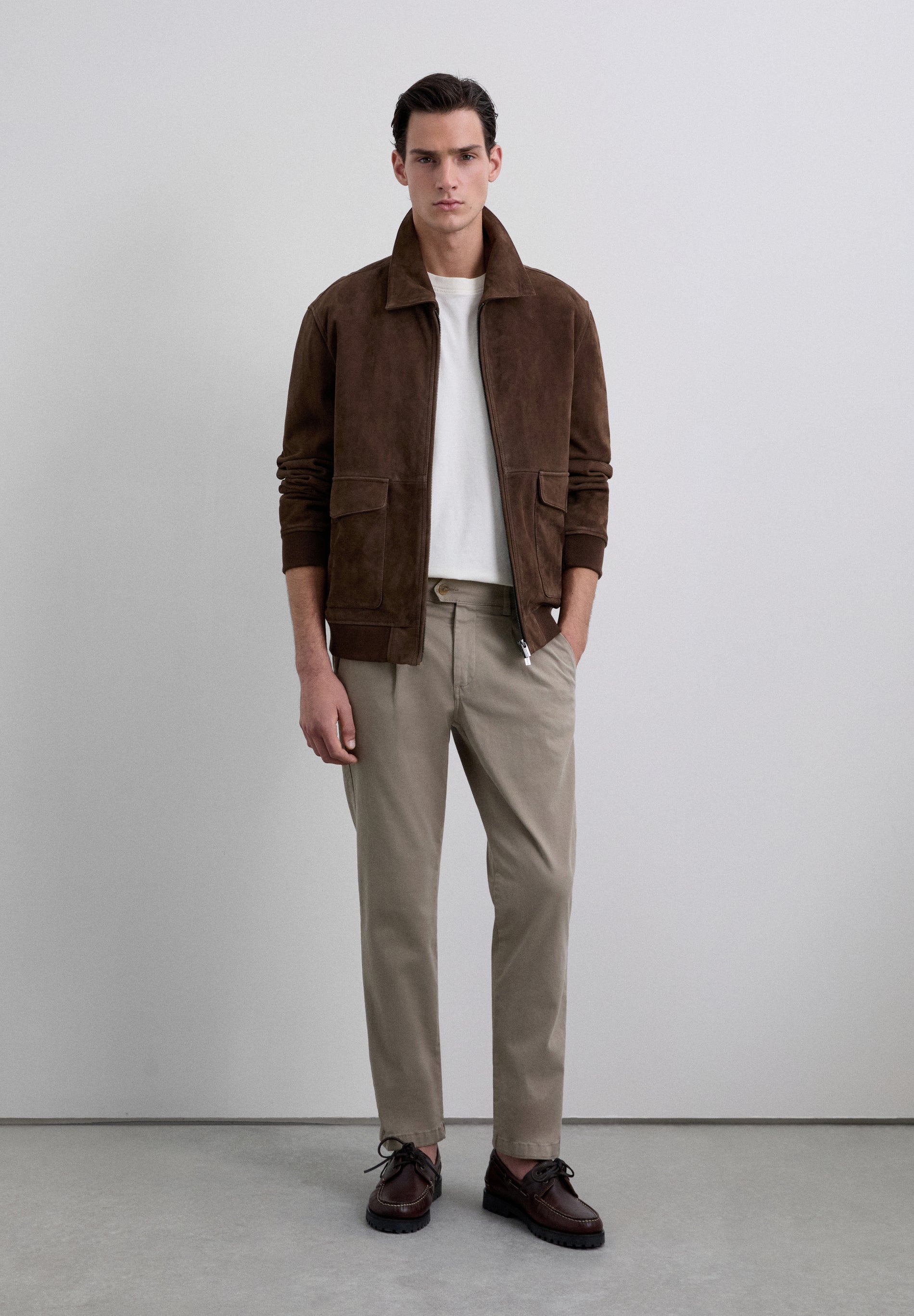 CALÇAS CHINOS PINÇAS