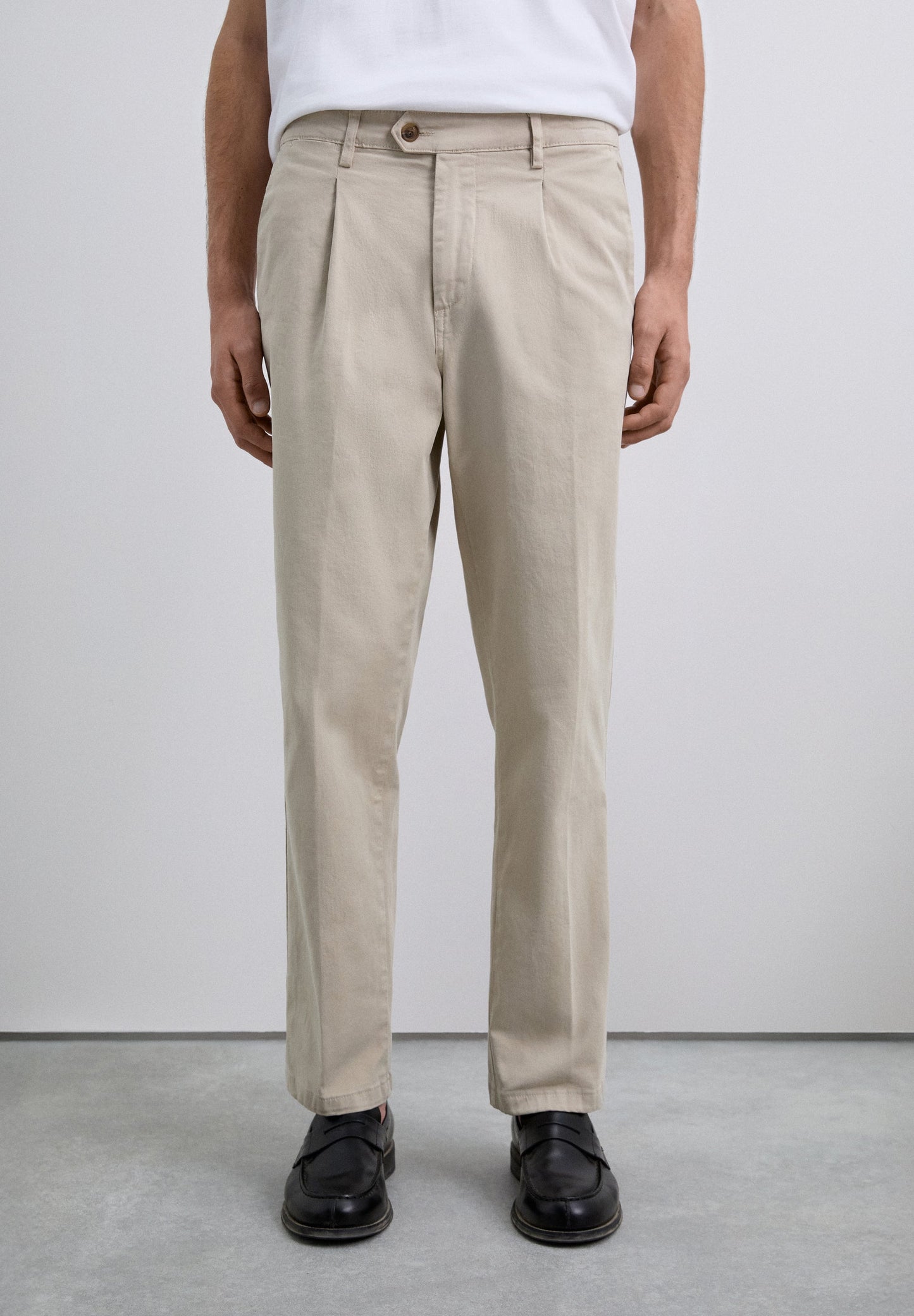 CALÇAS DE PINÇAS LOOSE FIT