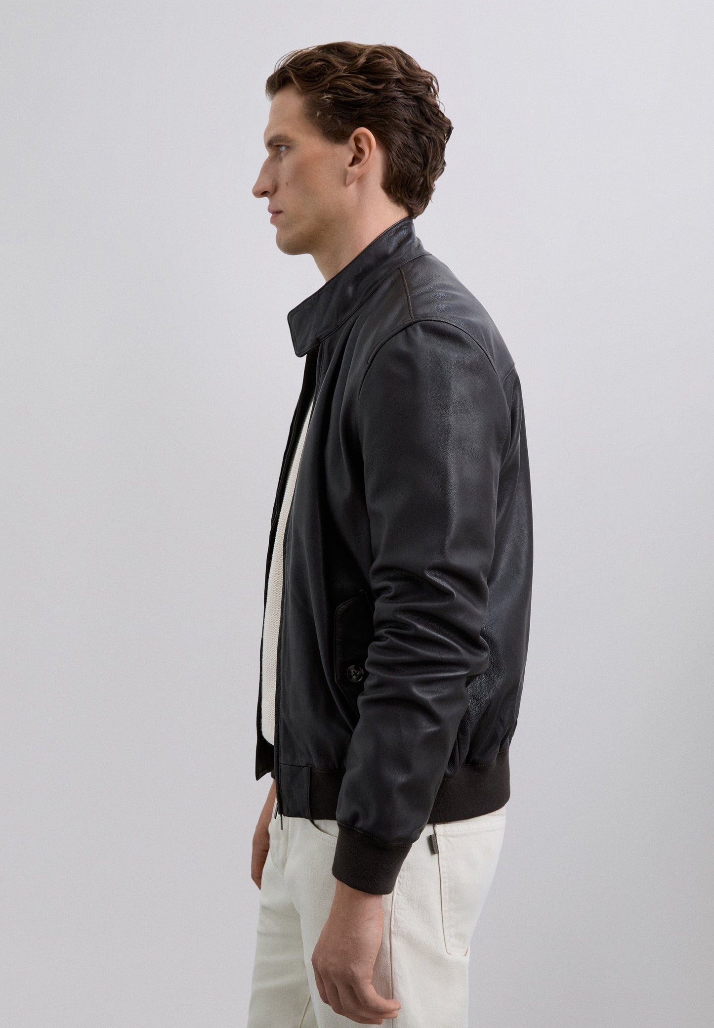 CALÇAS A DIREITO EM ALGODÃO