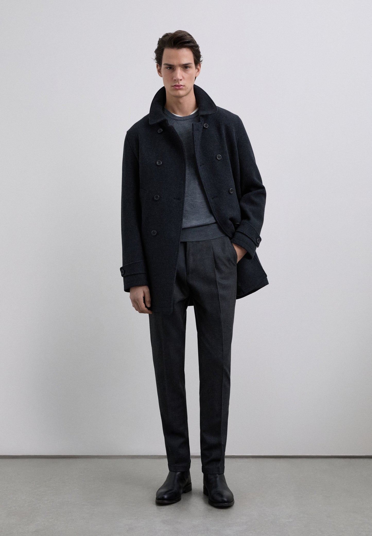 CALÇAS COM PINÇA EM LÃ E ALGODÃO