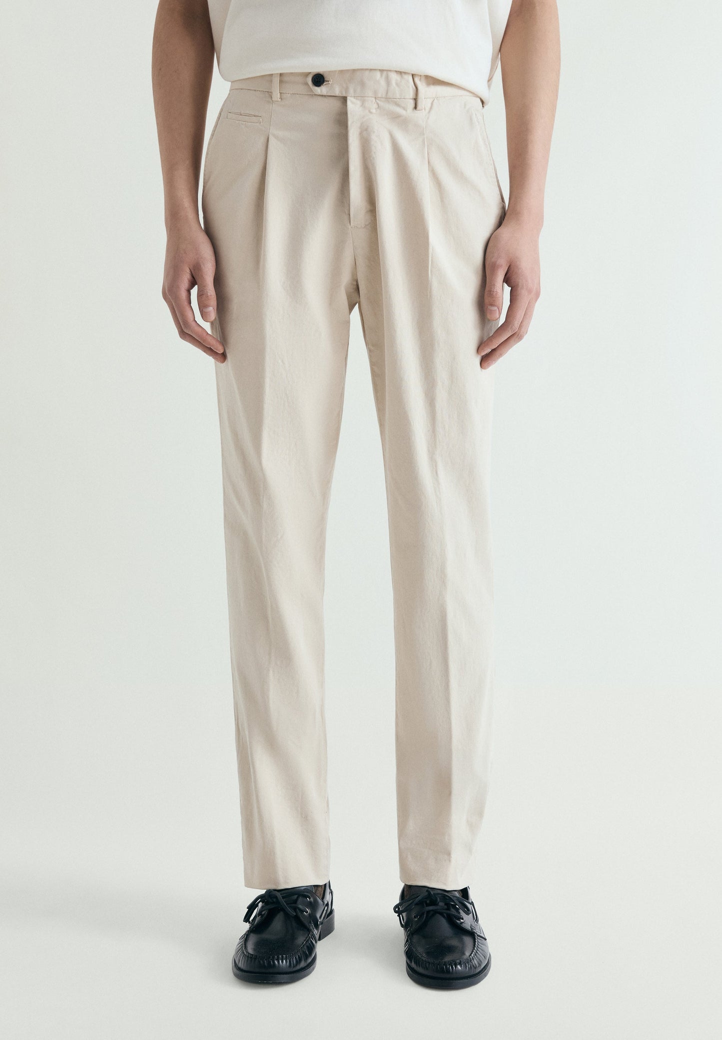 CALÇAS CHINOS PINÇAS