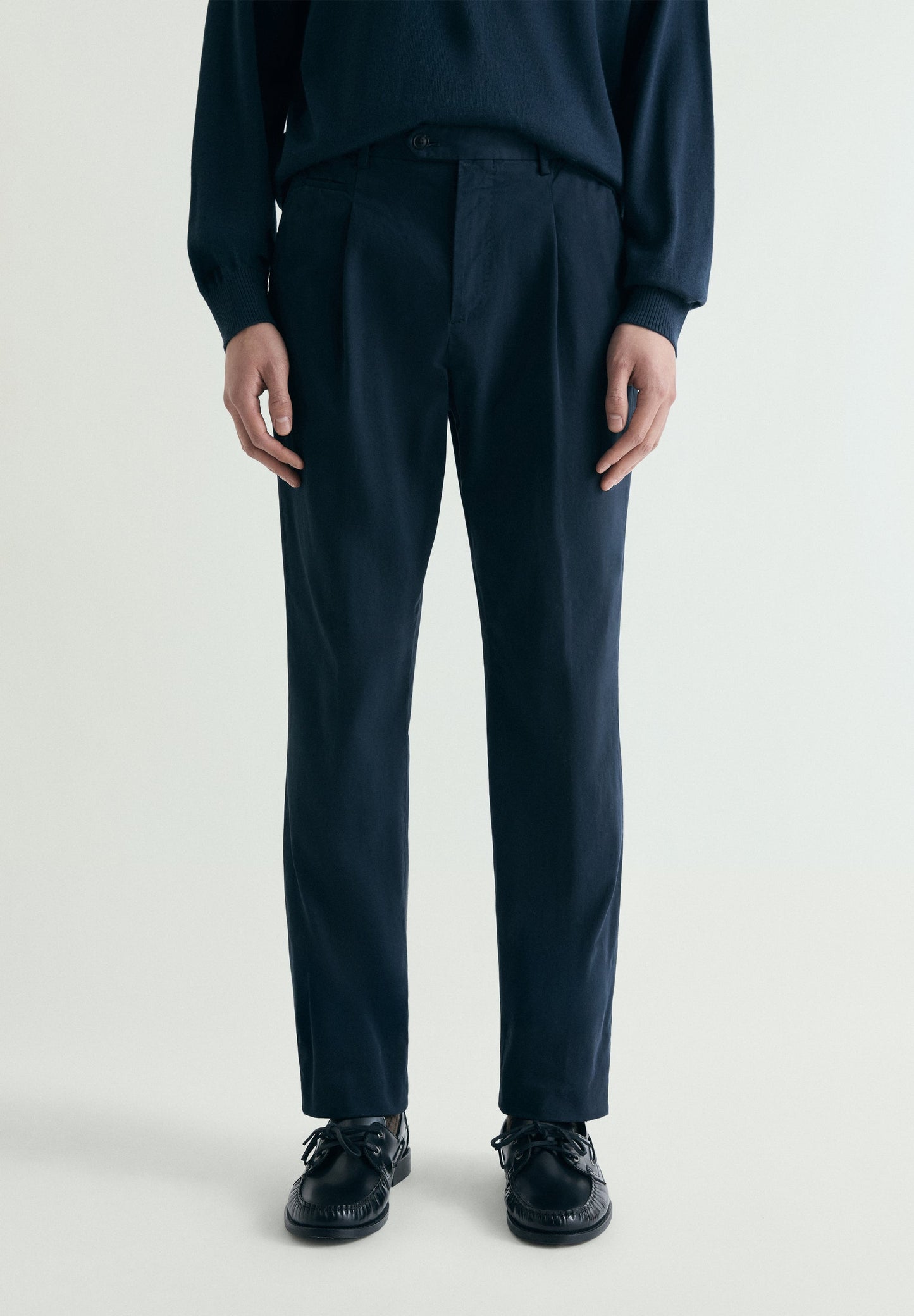 CALÇAS CHINOS PINÇAS