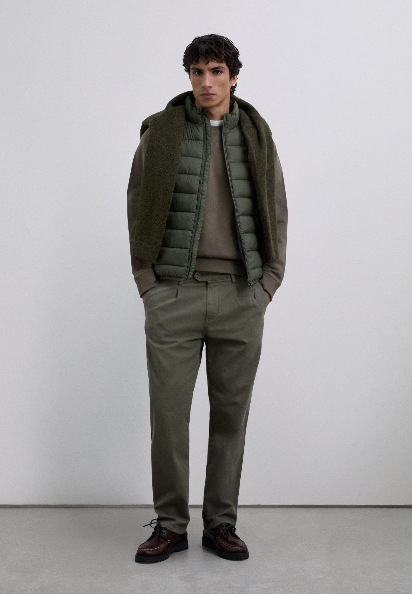 COLETE ACOLCHOADO LEVE