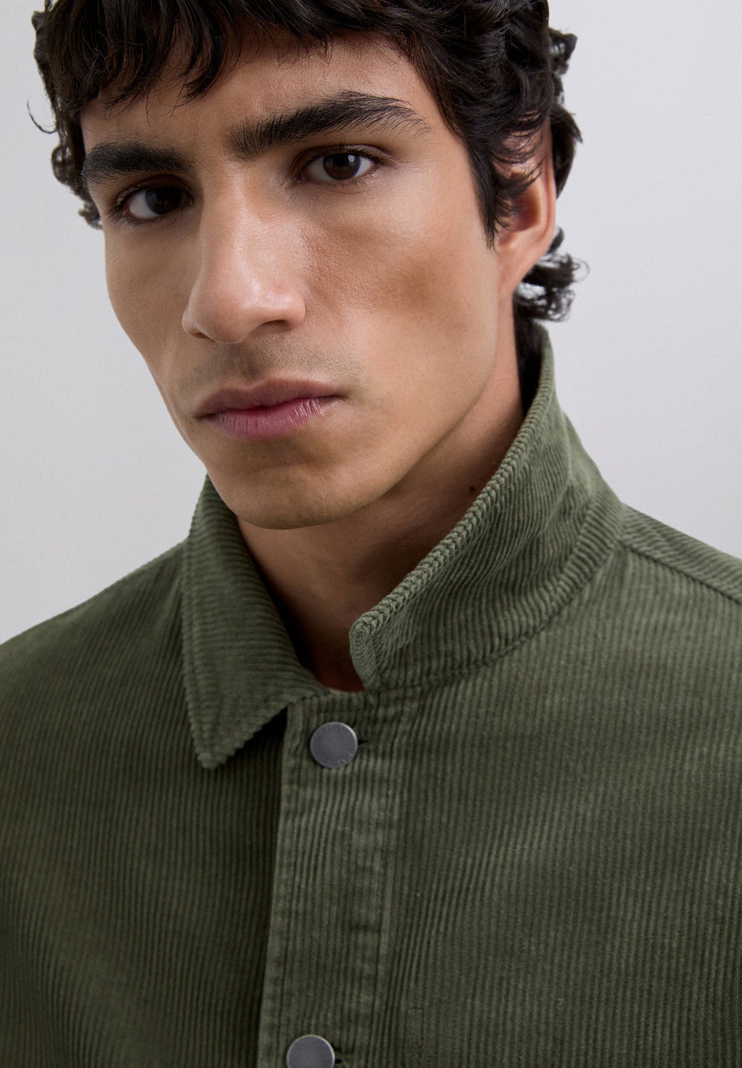 CAMISA COMPRIDA EM BOMBAZINA COM LOGÓTIPO