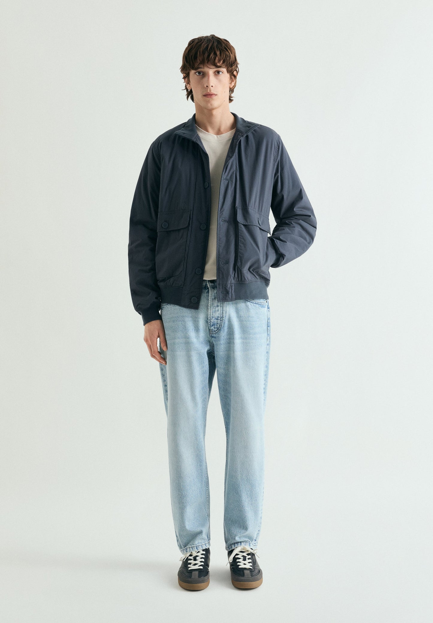 CARDIGAN ABOTOADO COM BOLSOS