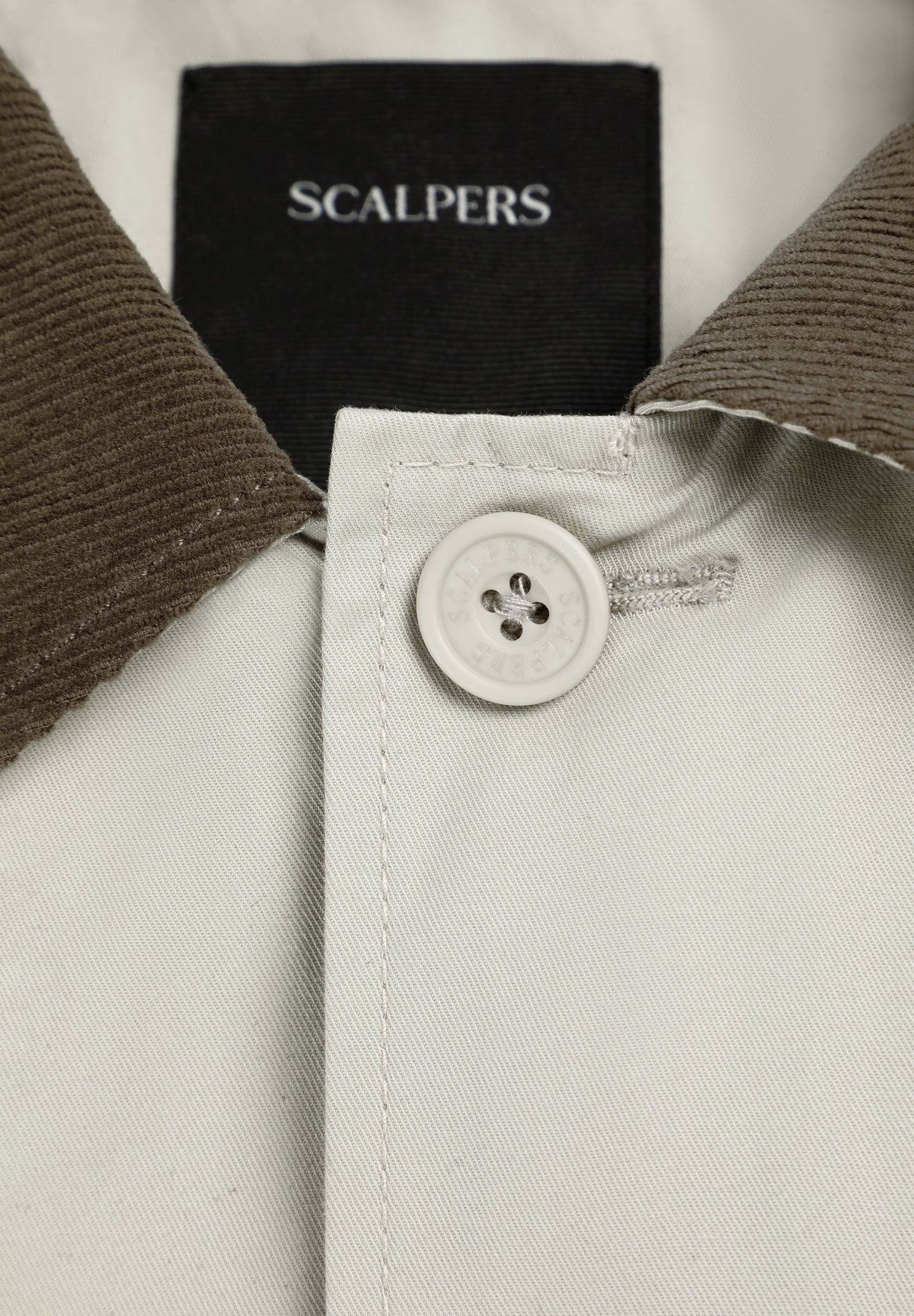 CARDIGAN COM GOLA DE BOMBAZINA A CONTRASTAR