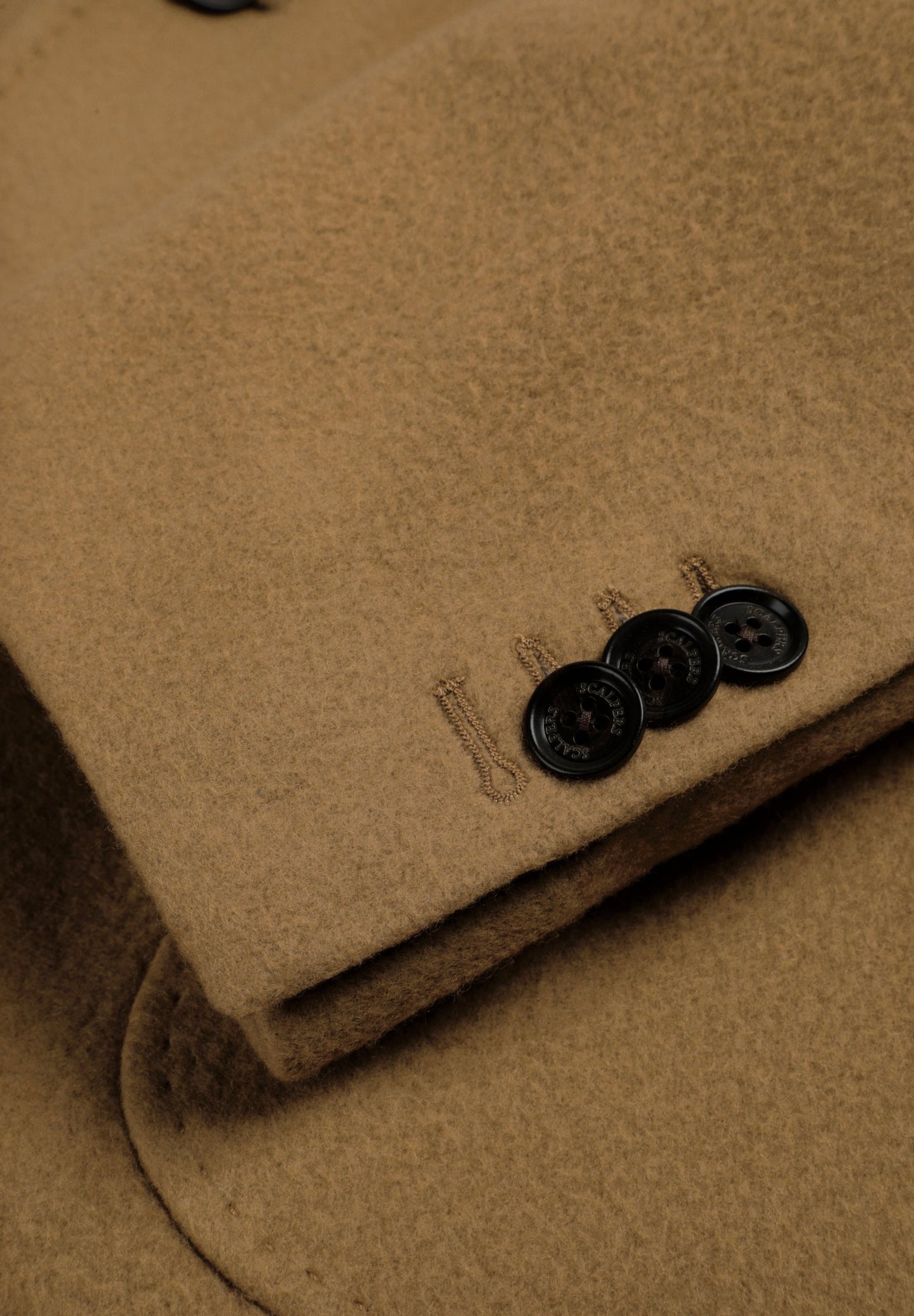 CASACO COMPRIDO ABA DE LÃ