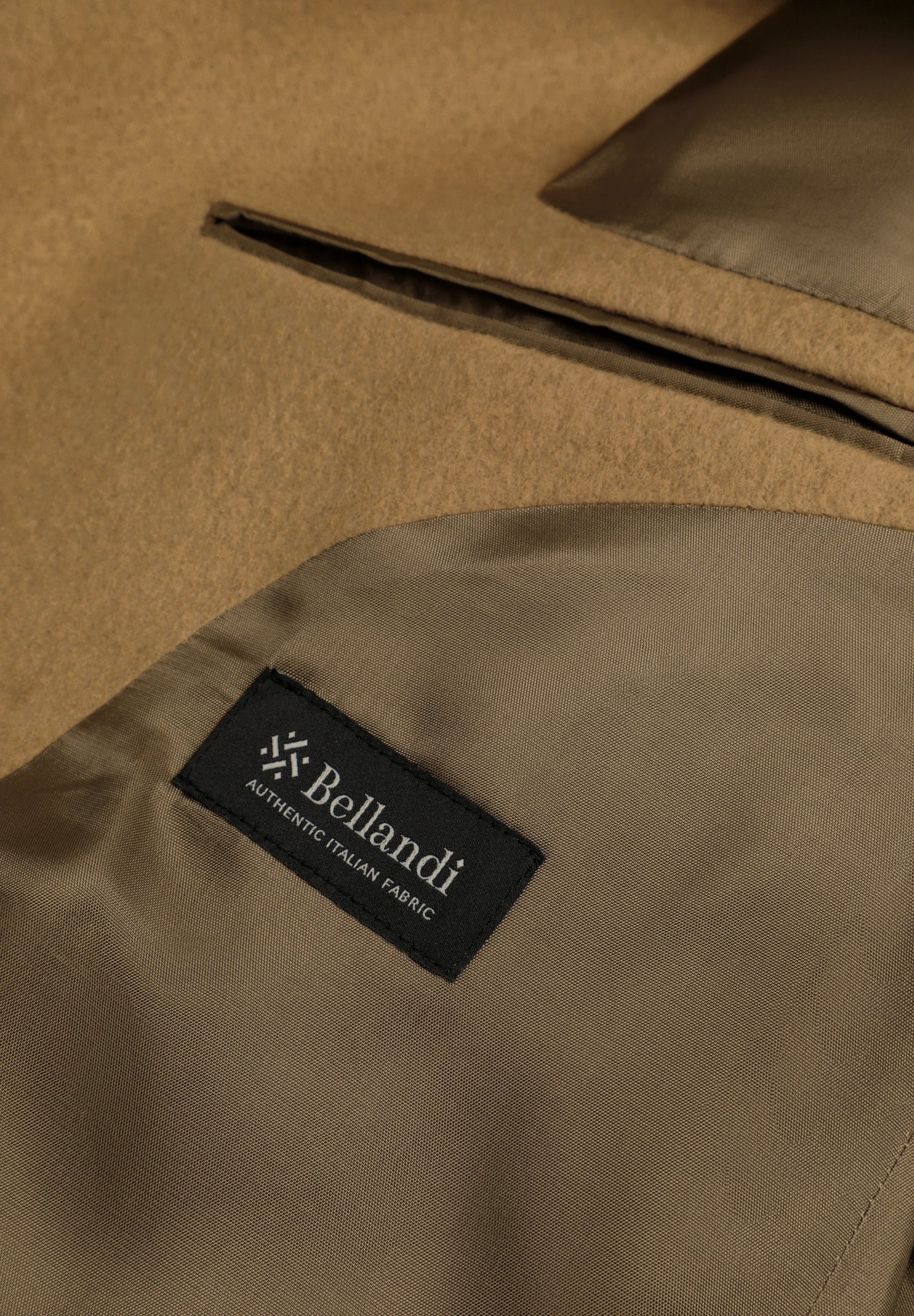 CASACO COMPRIDO ABA DE LÃ