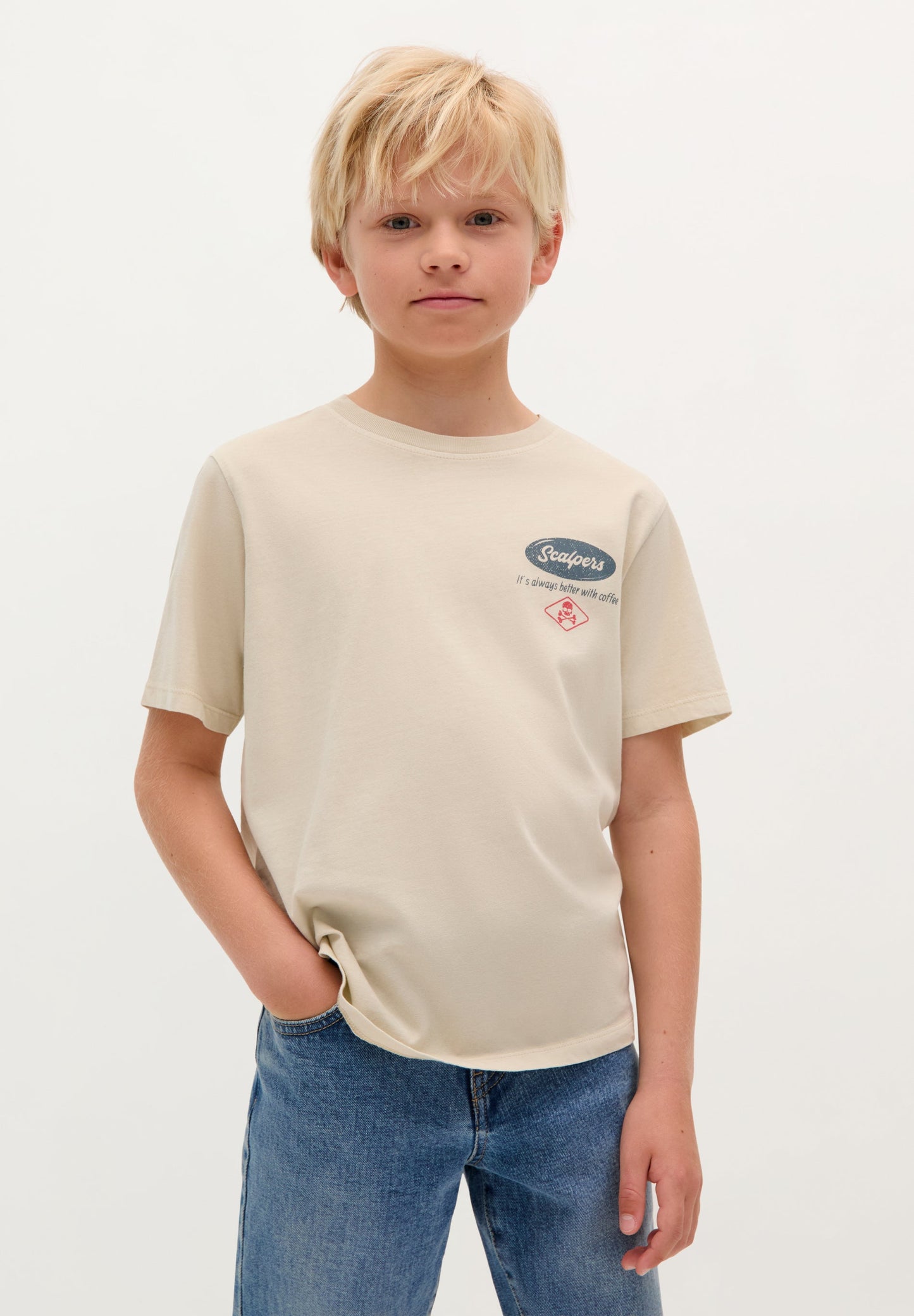 T-SHIRT COM PADRÃO BREAKFAST