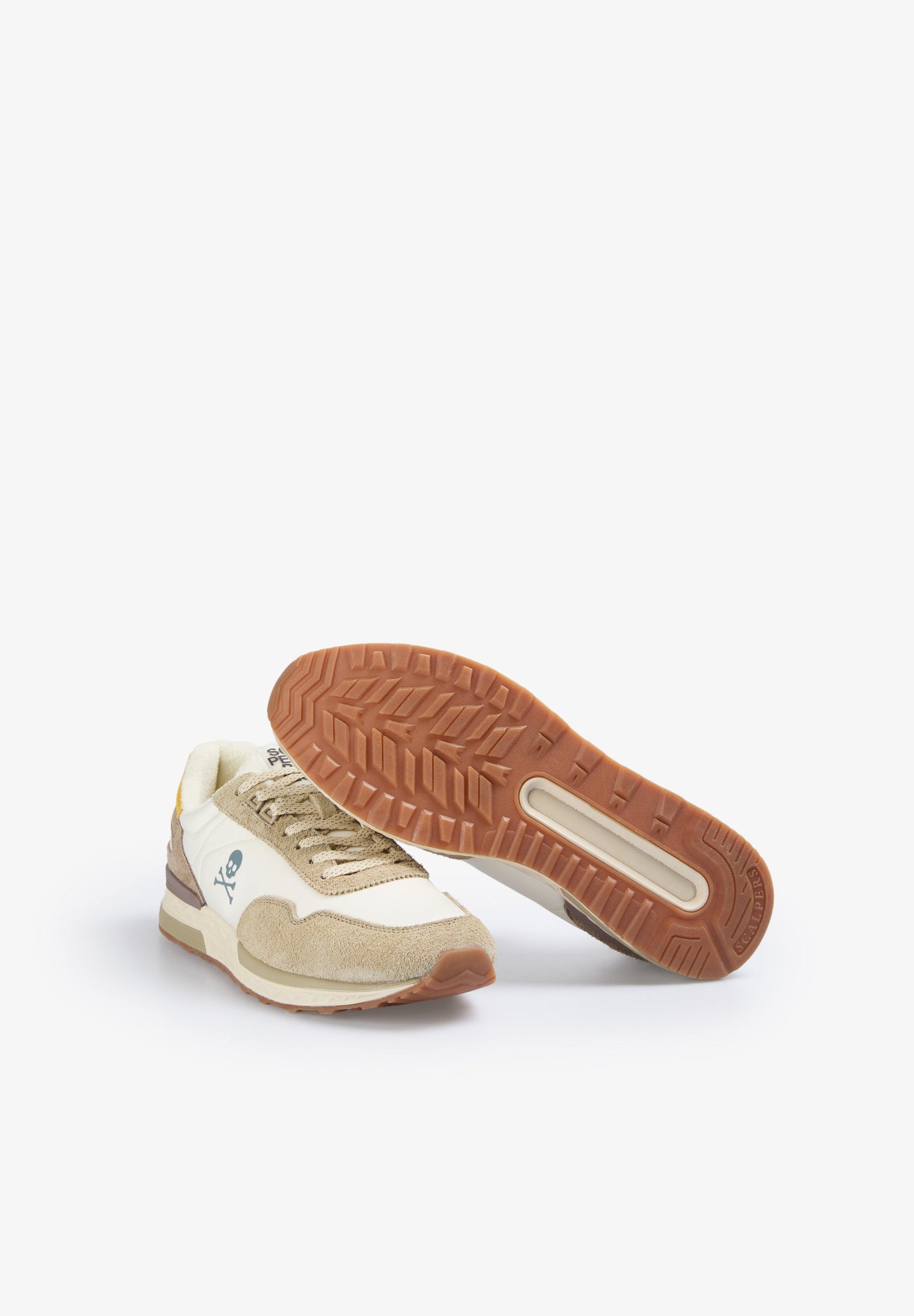 SAPATILHAS COM SKULL LATERAL