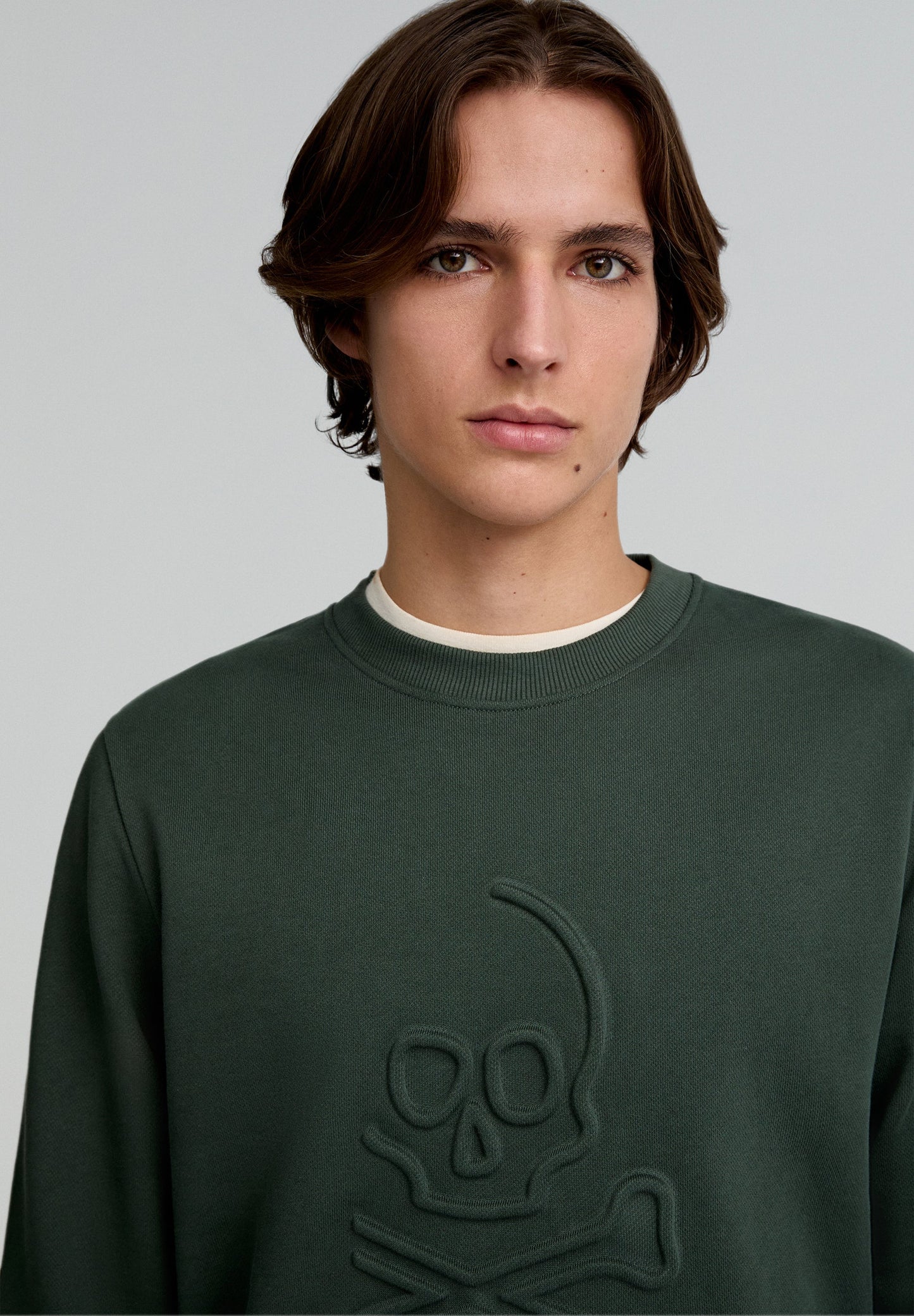 SWEATSHIRT COM LOGÓTIPO EM RELEVO