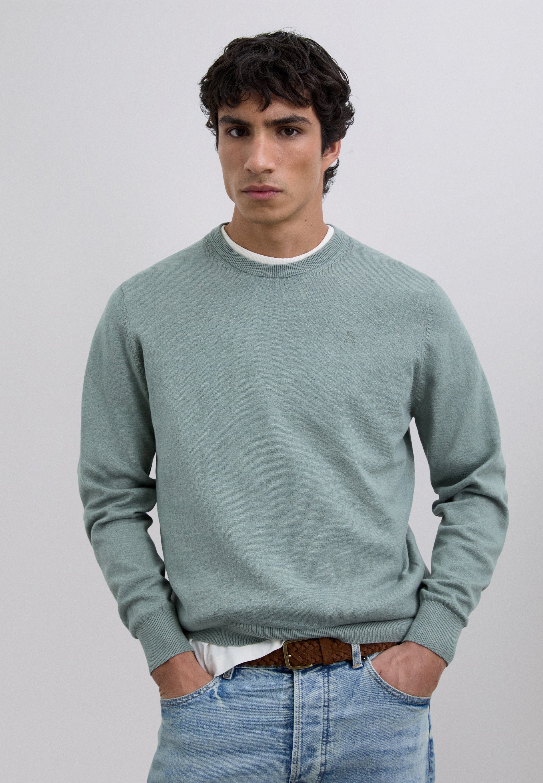 SWEATER SKULL BORDADA