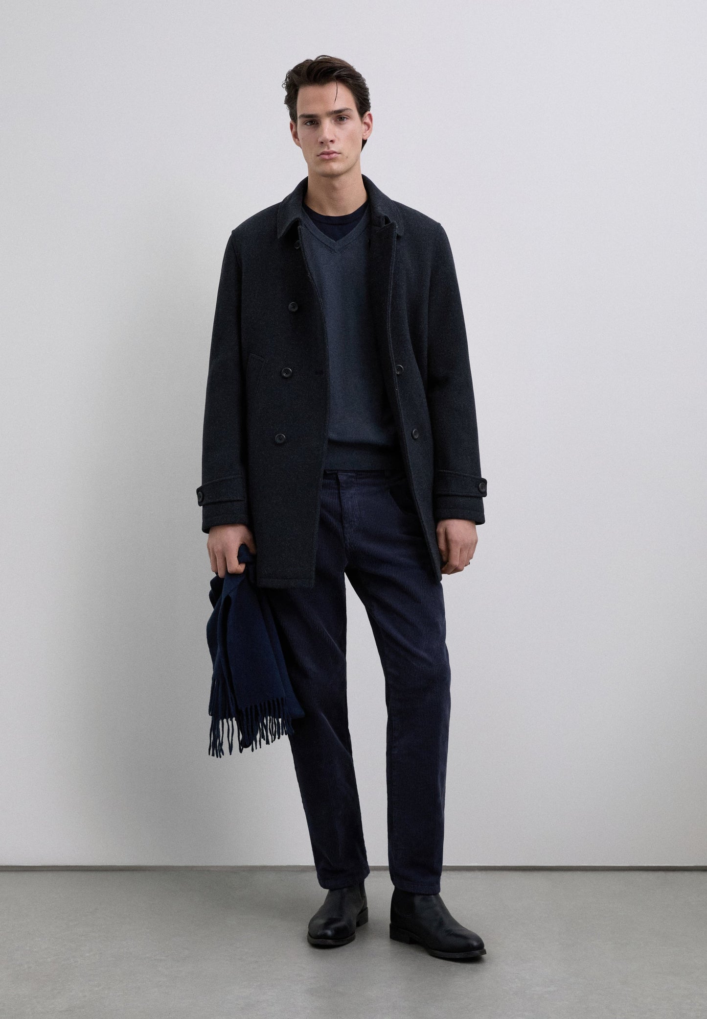 CAMISOLA EM BICO COM LOGÓTIPO