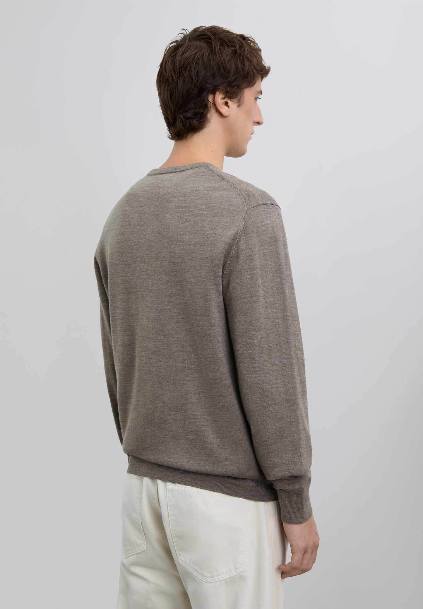 SWEATER DE LÃ COM SKULL BORDADA