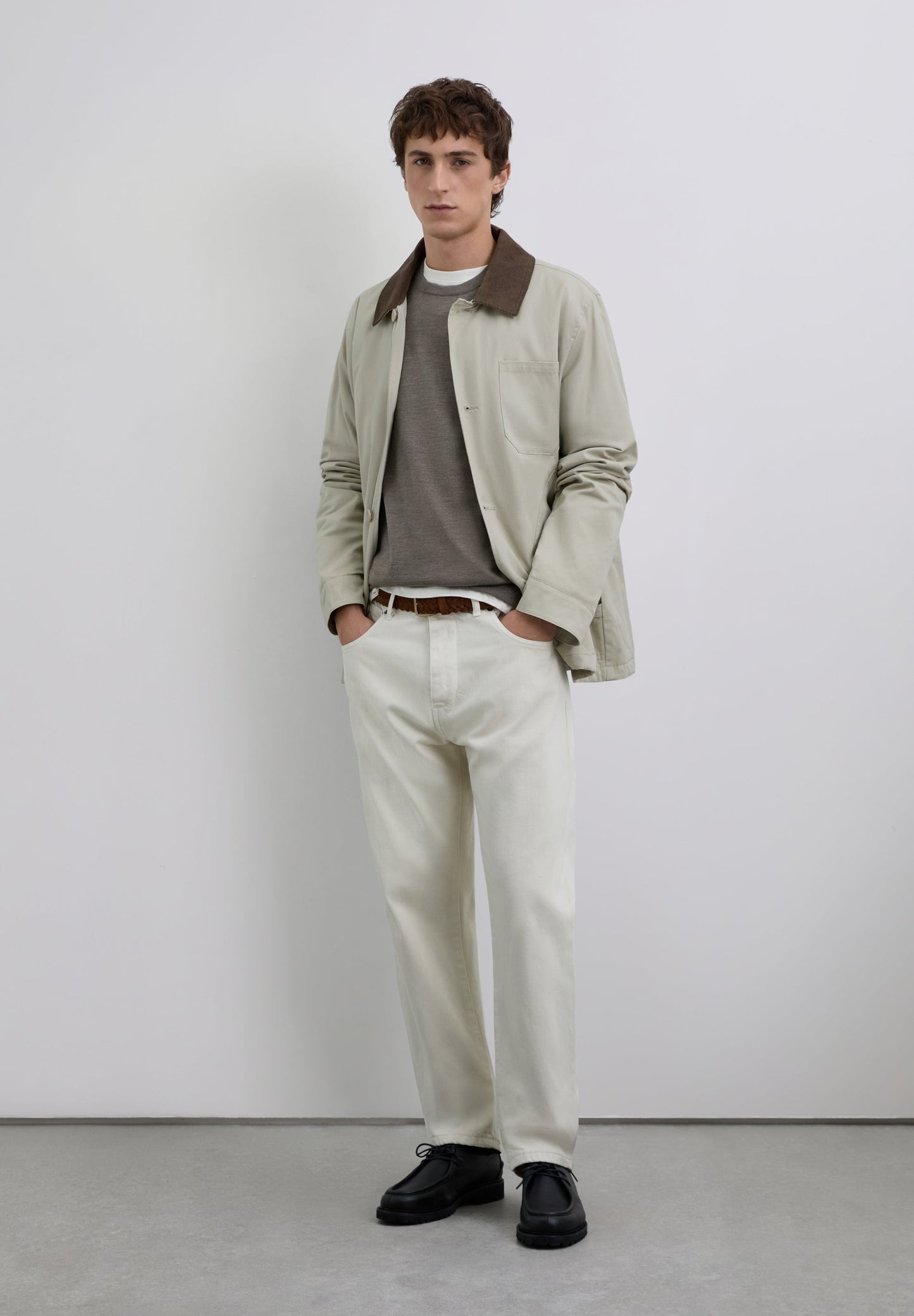 SWEATER DE LÃ COM SKULL BORDADA