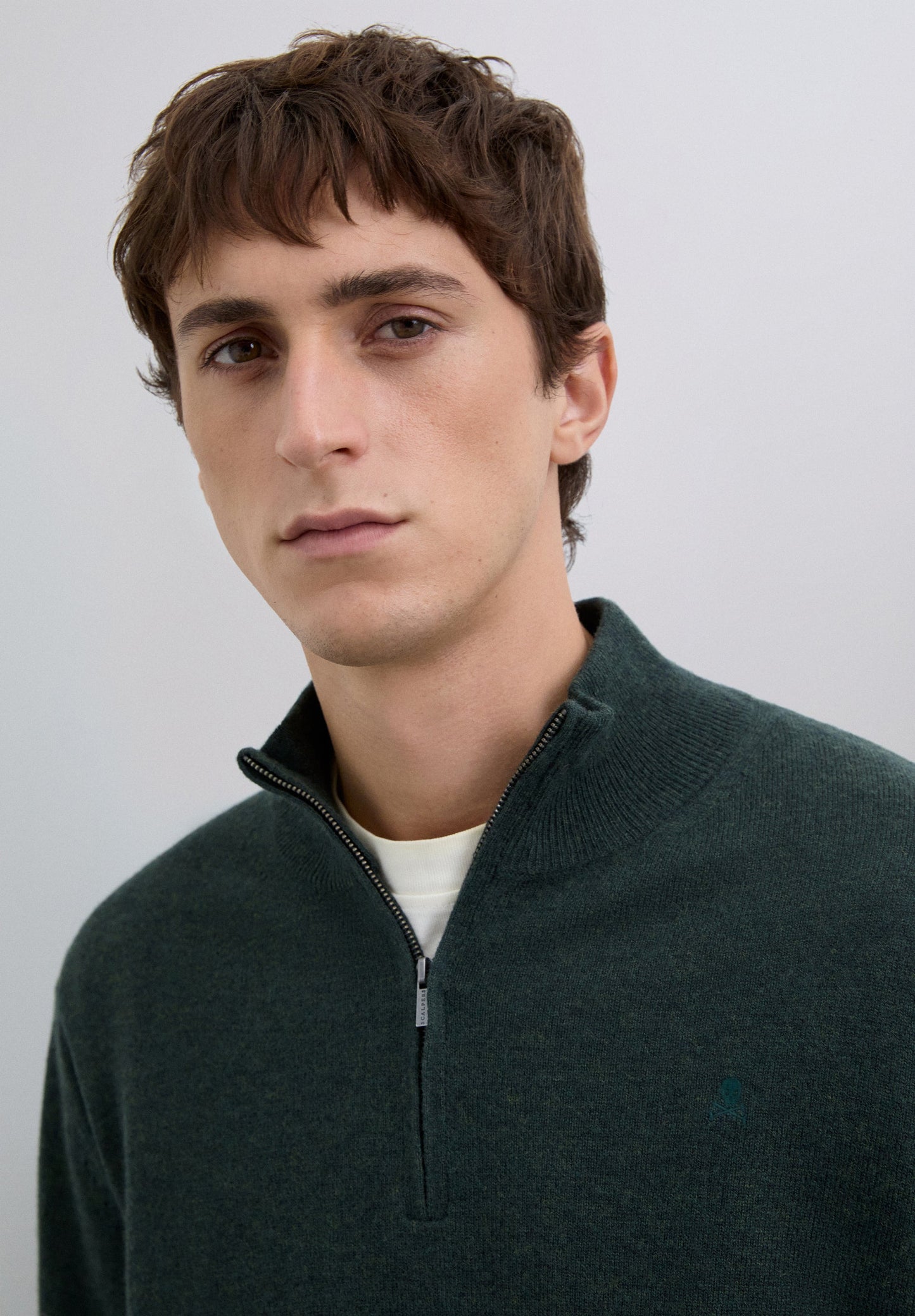 SWEATER DE LÃ COM ZIP E SKULL