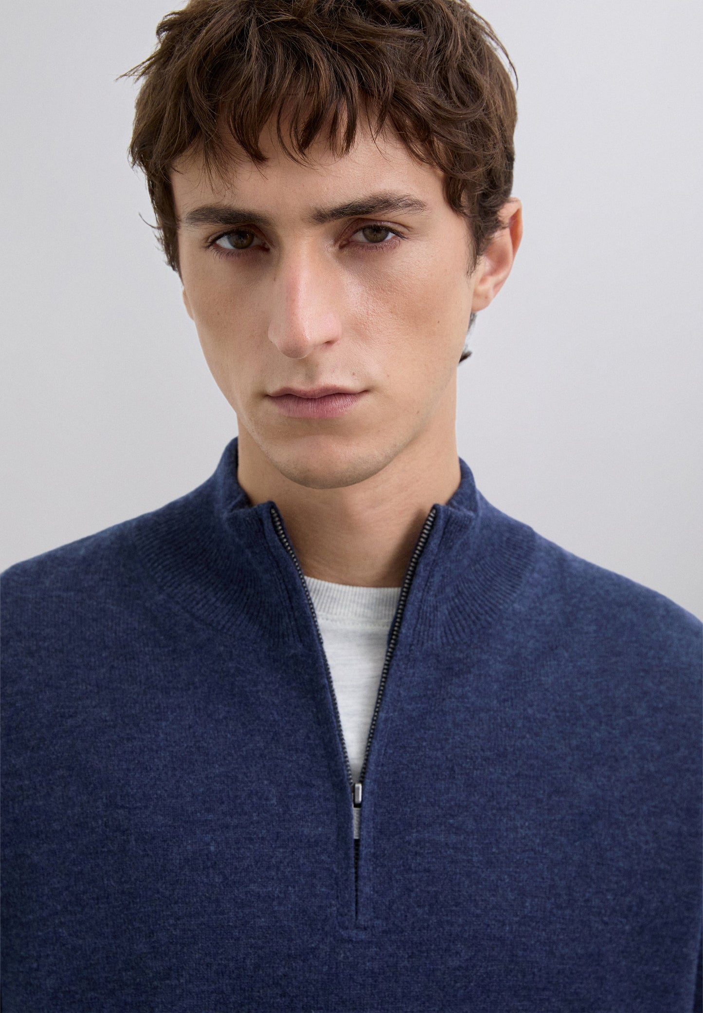 SWEATER DE LÃ COM ZIP E SKULL