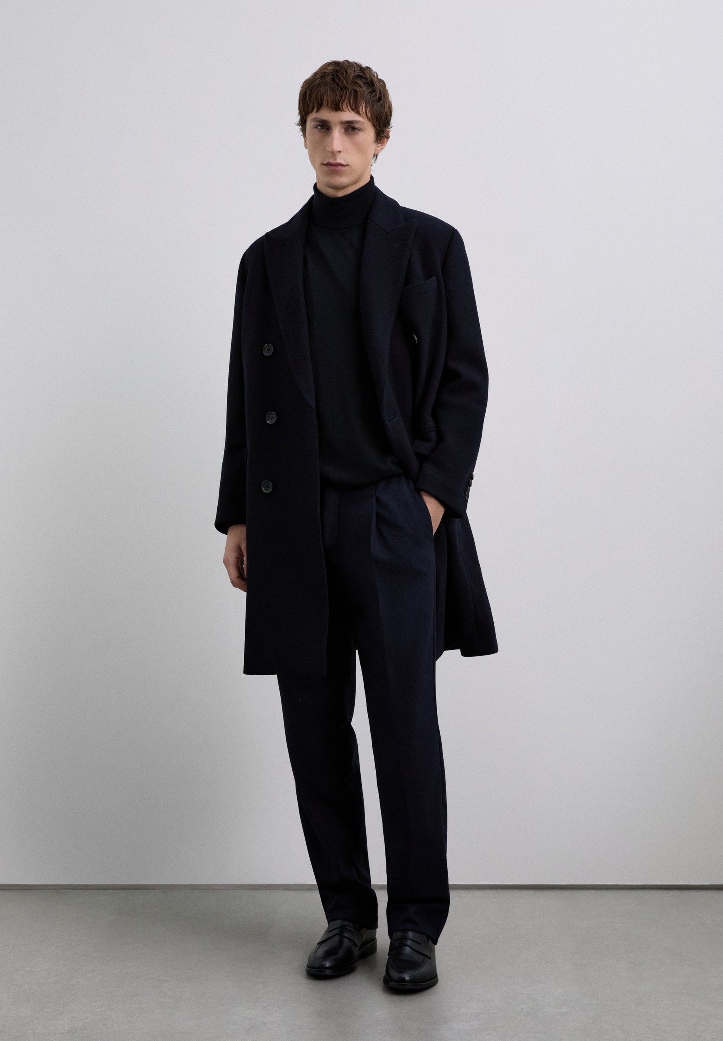 SWEATER DE LÃ COM DECOTE ENROLADO