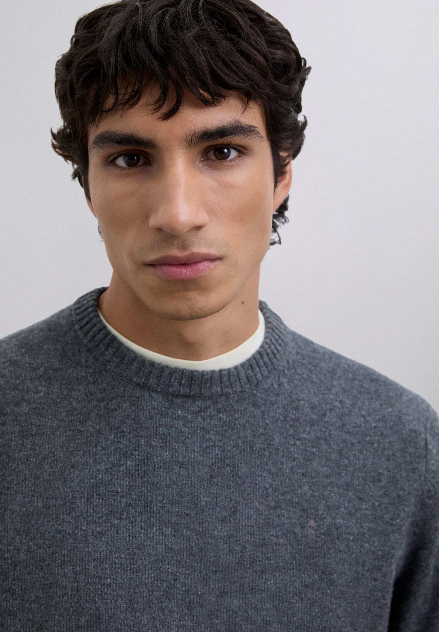 SWEATER DE LÃ COM LOGÓTIPO