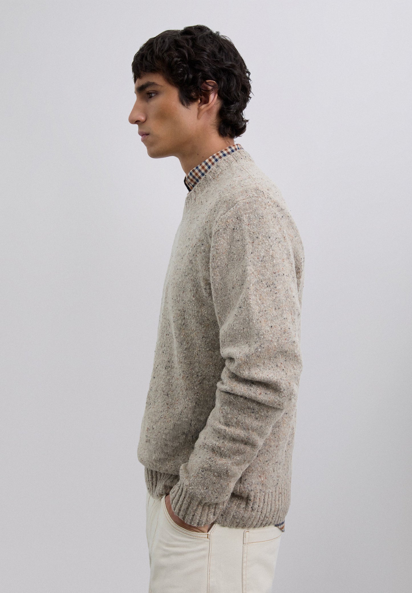 CAMISOLA DE LÃ COM DECOTE REDONDO
