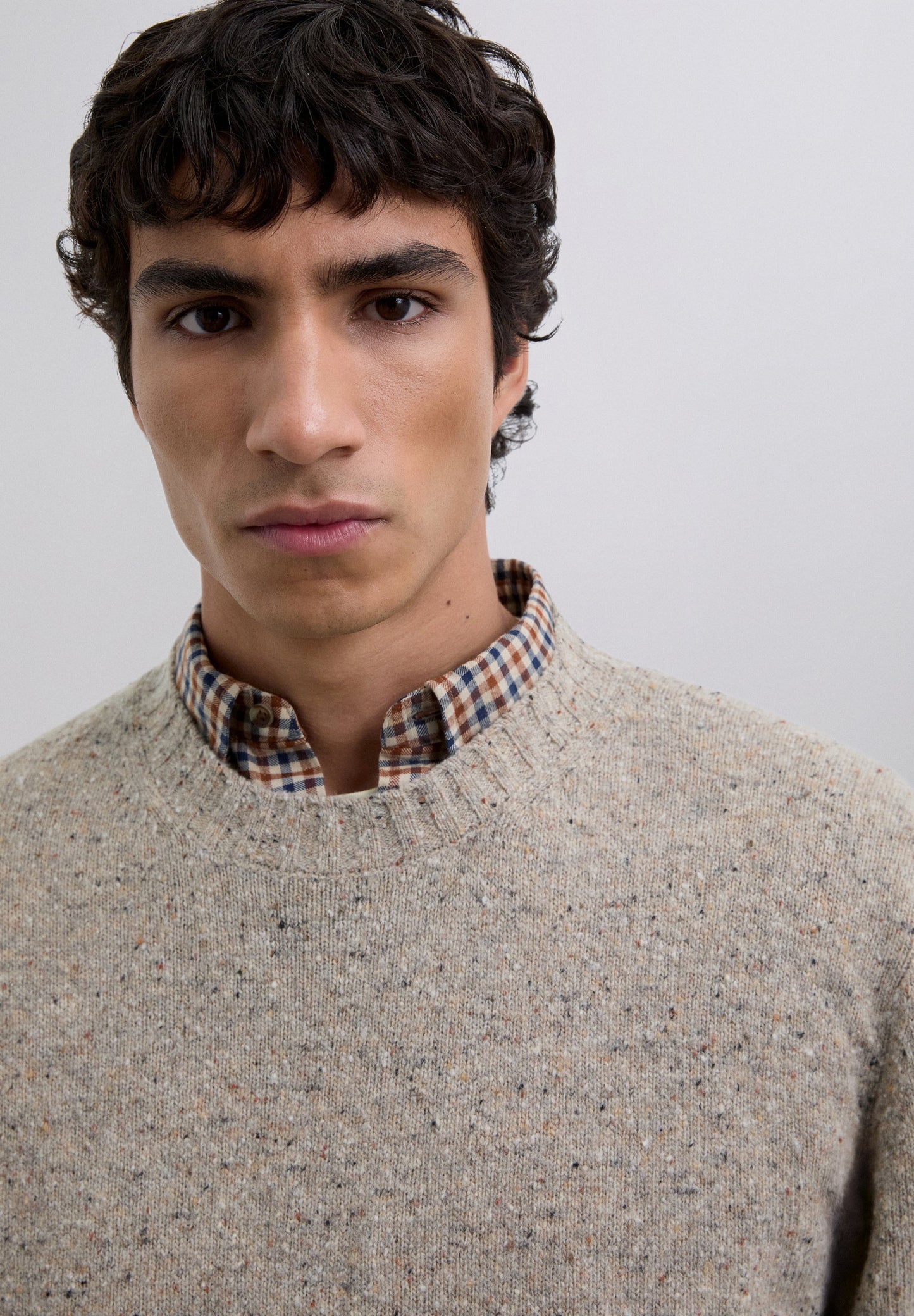 CAMISOLA DE LÃ COM DECOTE REDONDO