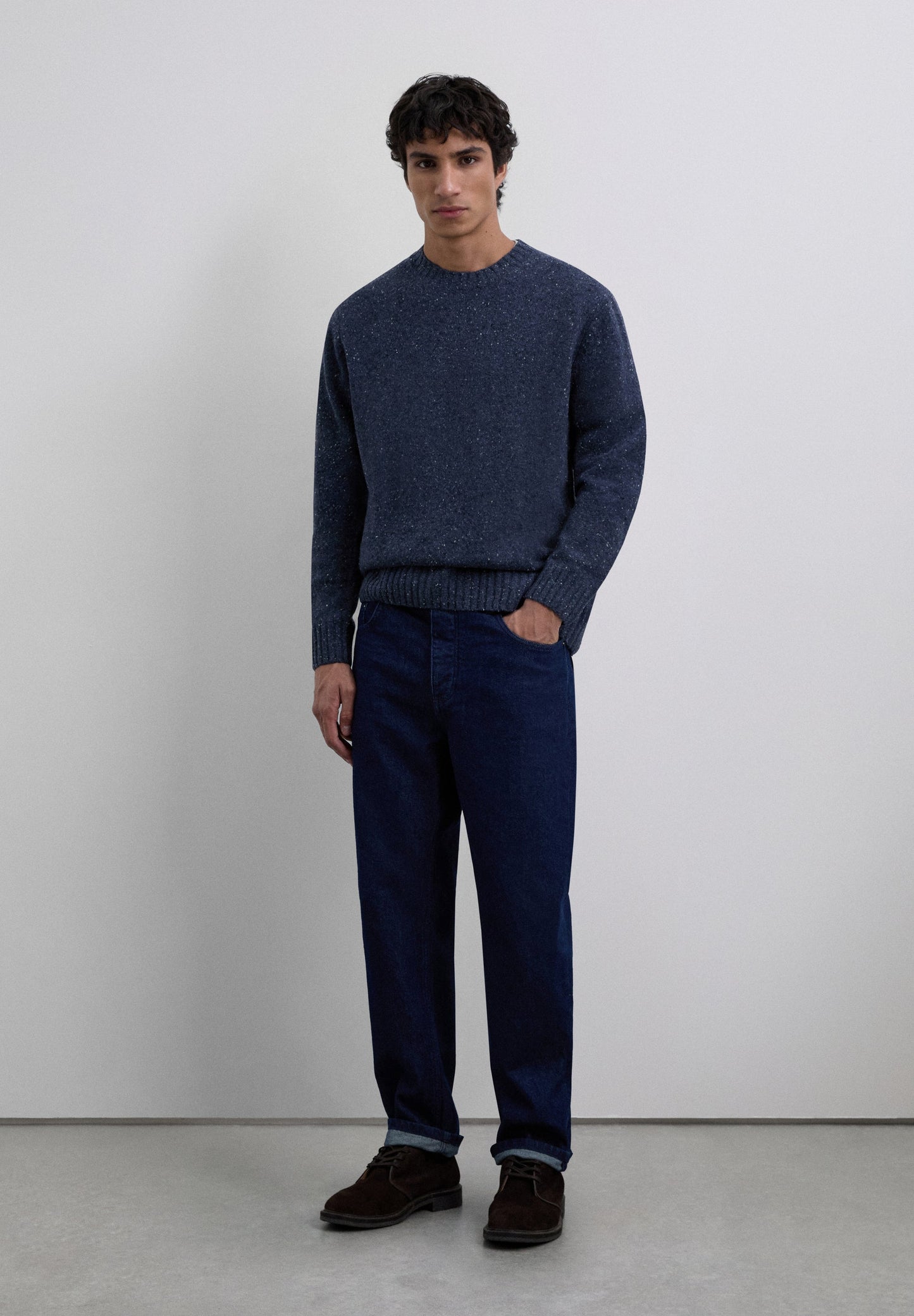 CAMISOLA DE LÃ COM DECOTE REDONDO