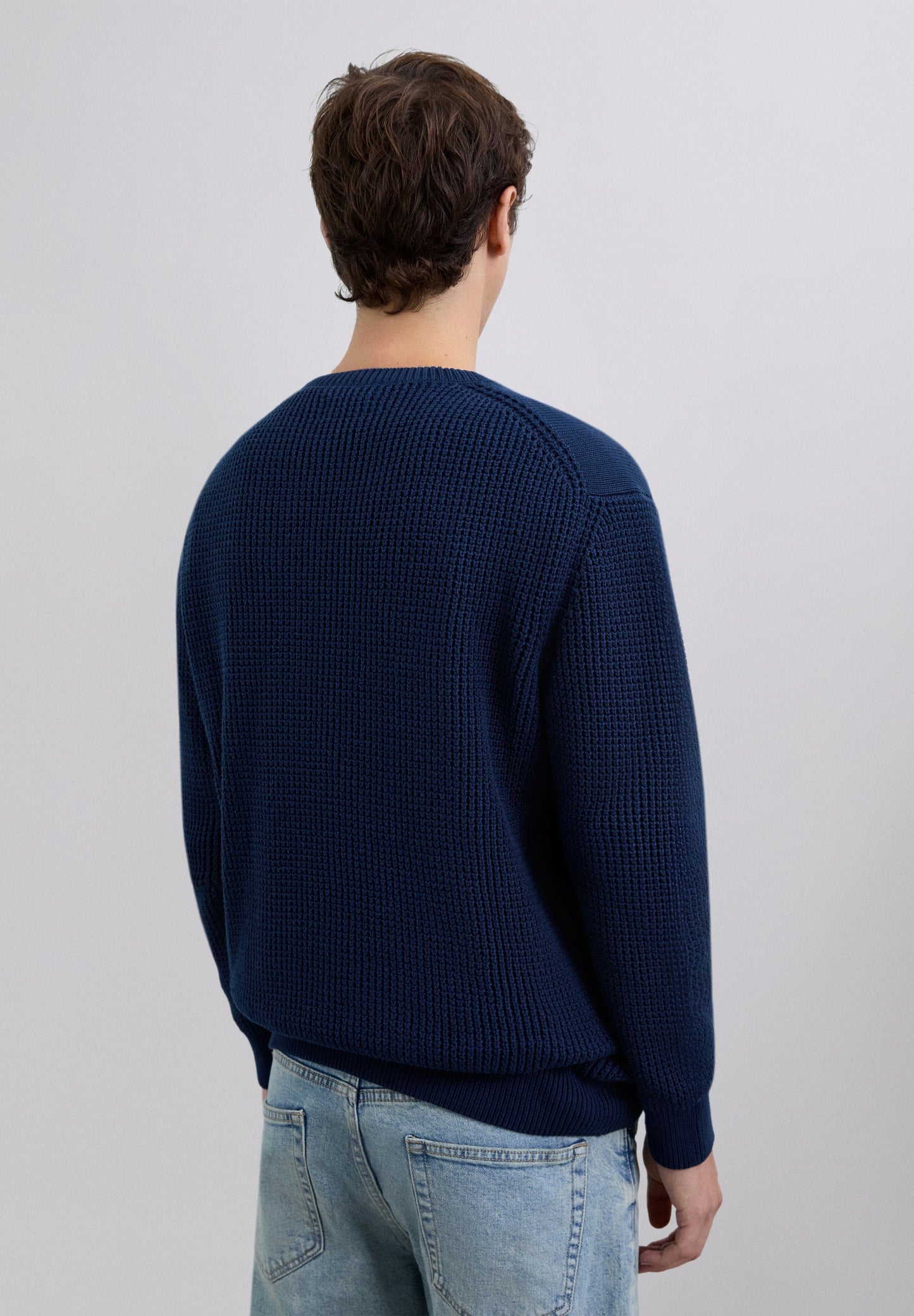 SWEATER ESTRUTURADA COM LOGÓTIPO